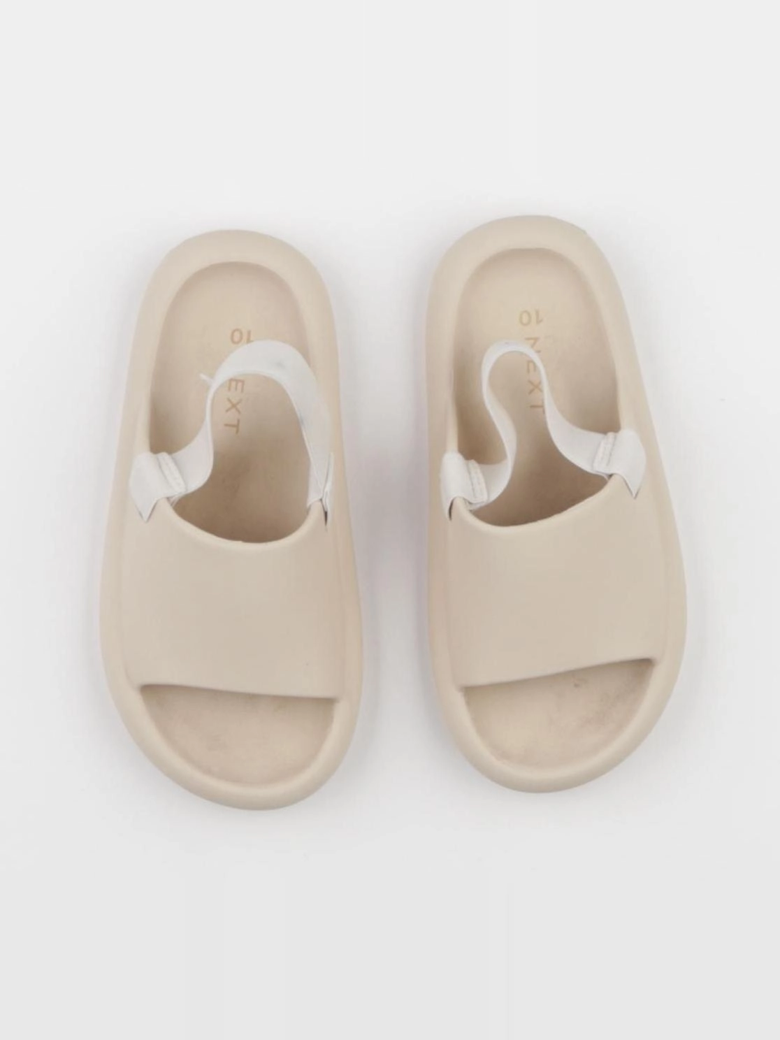 Next - sandales beige - pointure 28