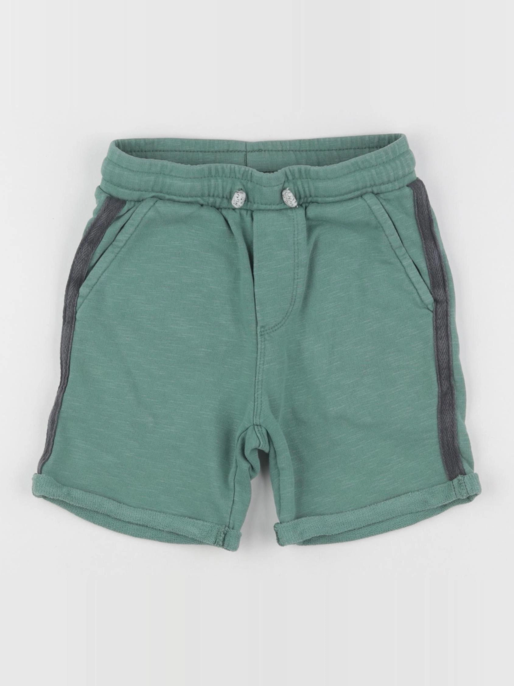 Zara - short vert - 6 ans