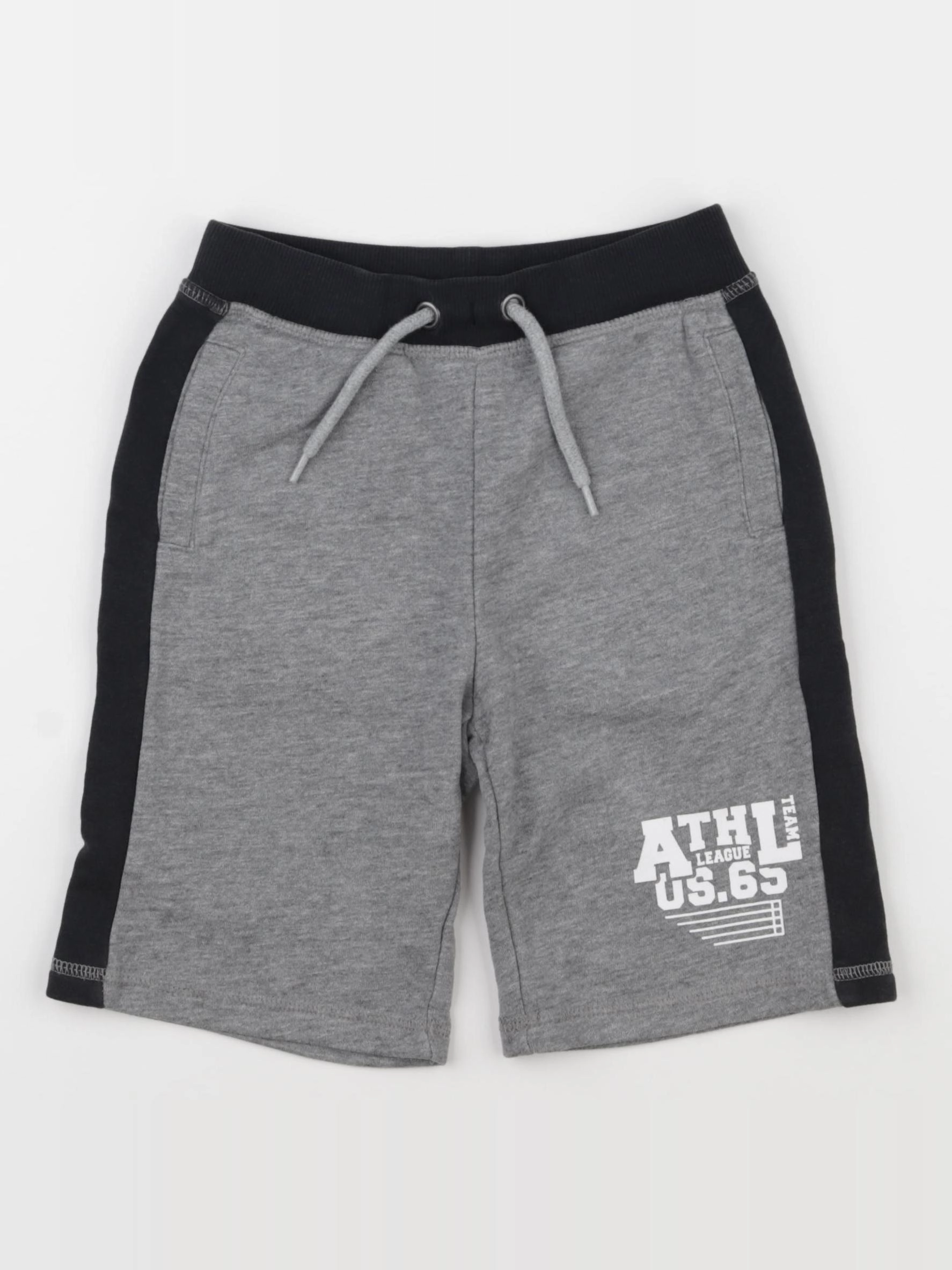 Vertbaudet - short gris - 7 ans