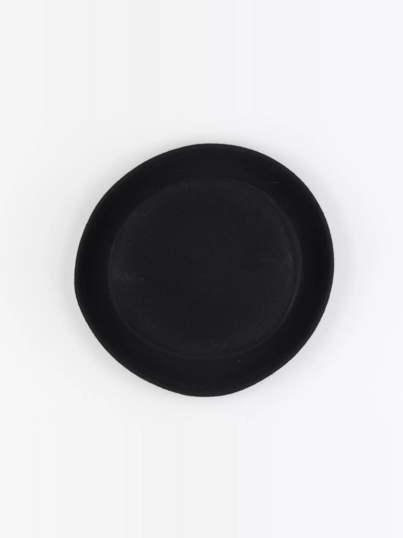 H&M - chapeau noir - 18 mois à 4 ans