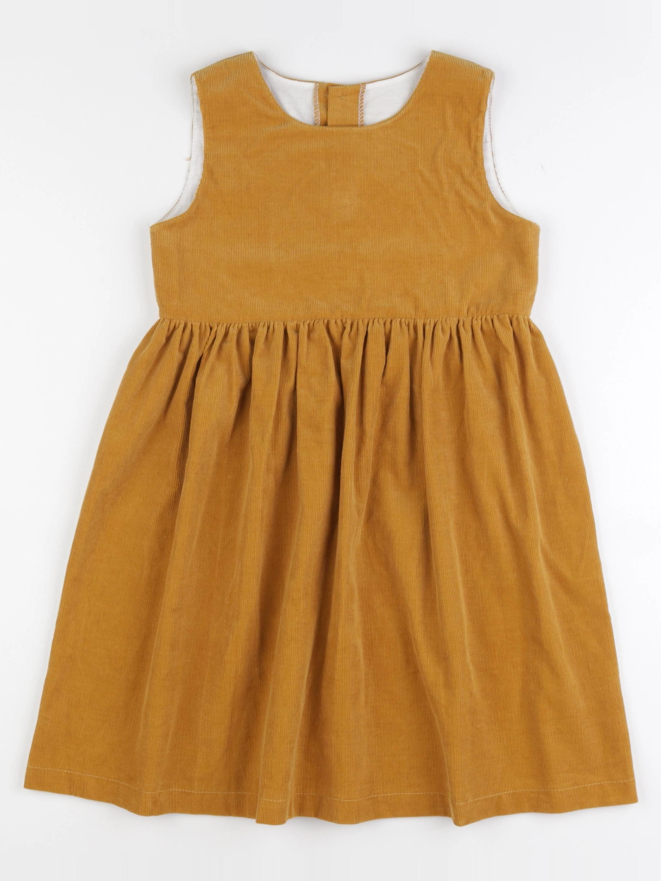 Lola Palacios - robe jaune - 8 ans