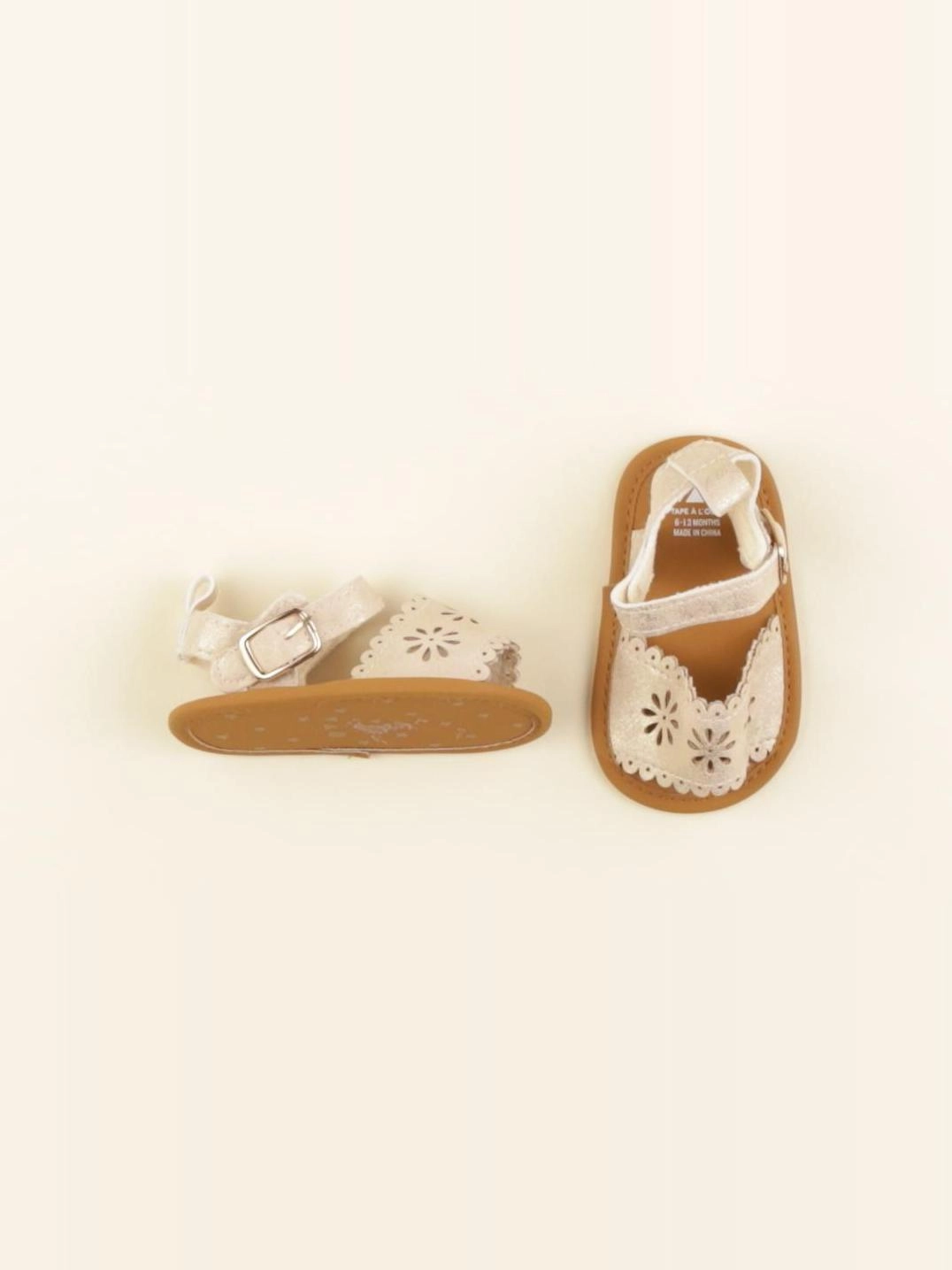 Tape à l'oeil - chaussons bronze - pointure 18/19