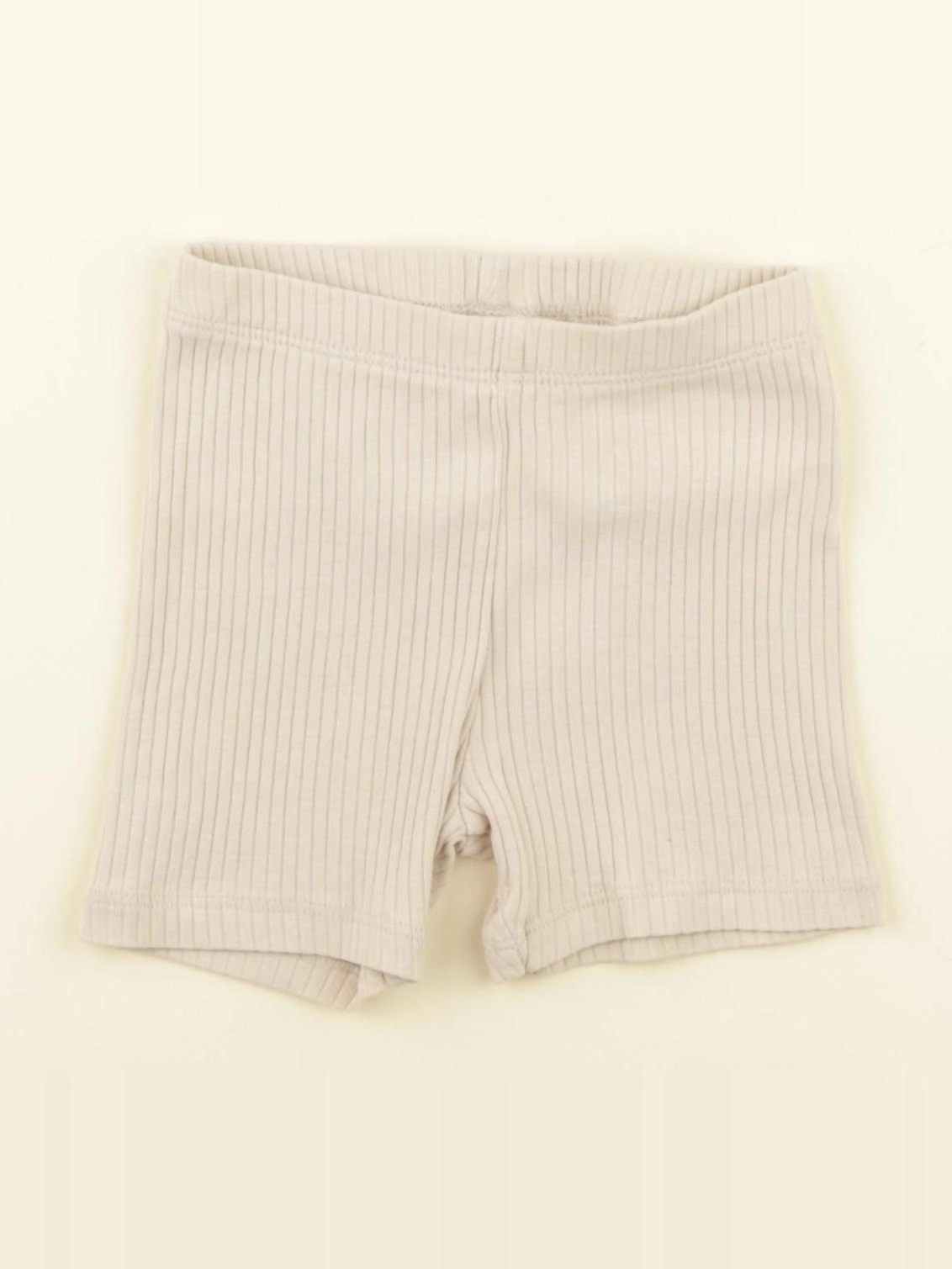 H&M - short beige - 9 mois