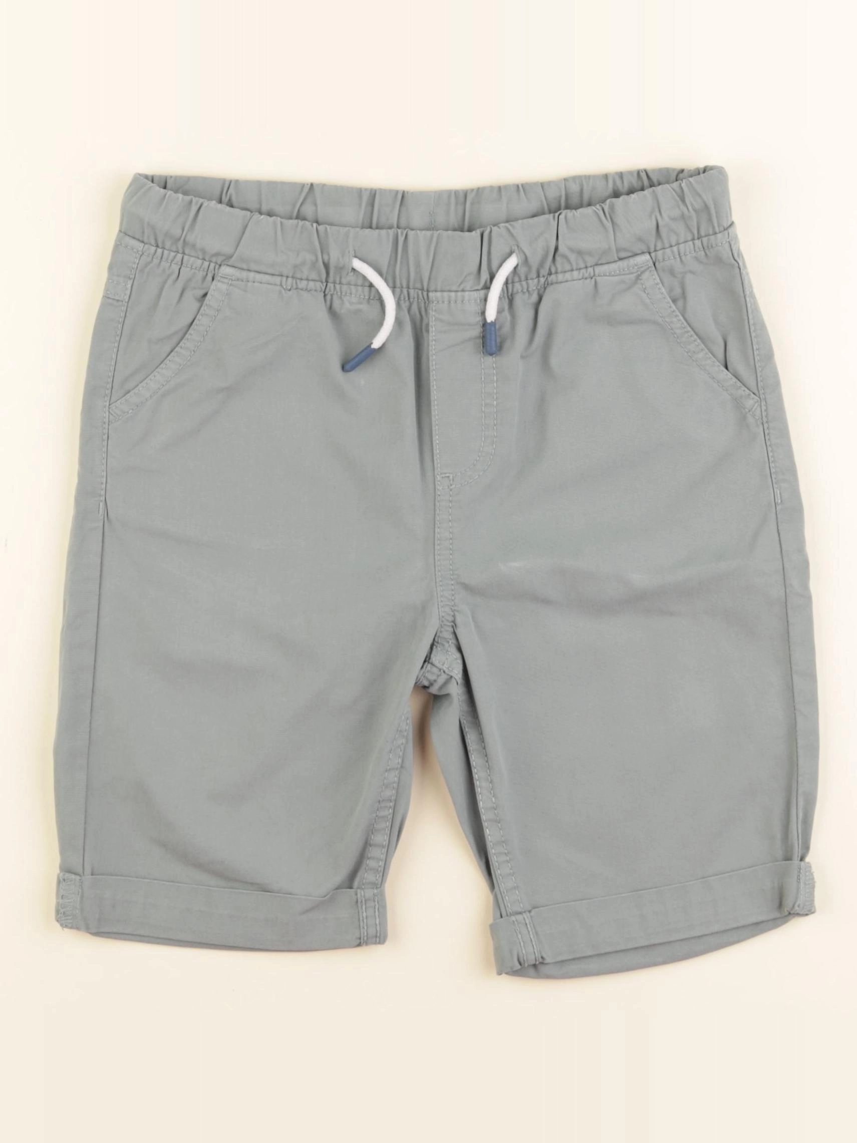 Vertbaudet - short vert - 9 ans