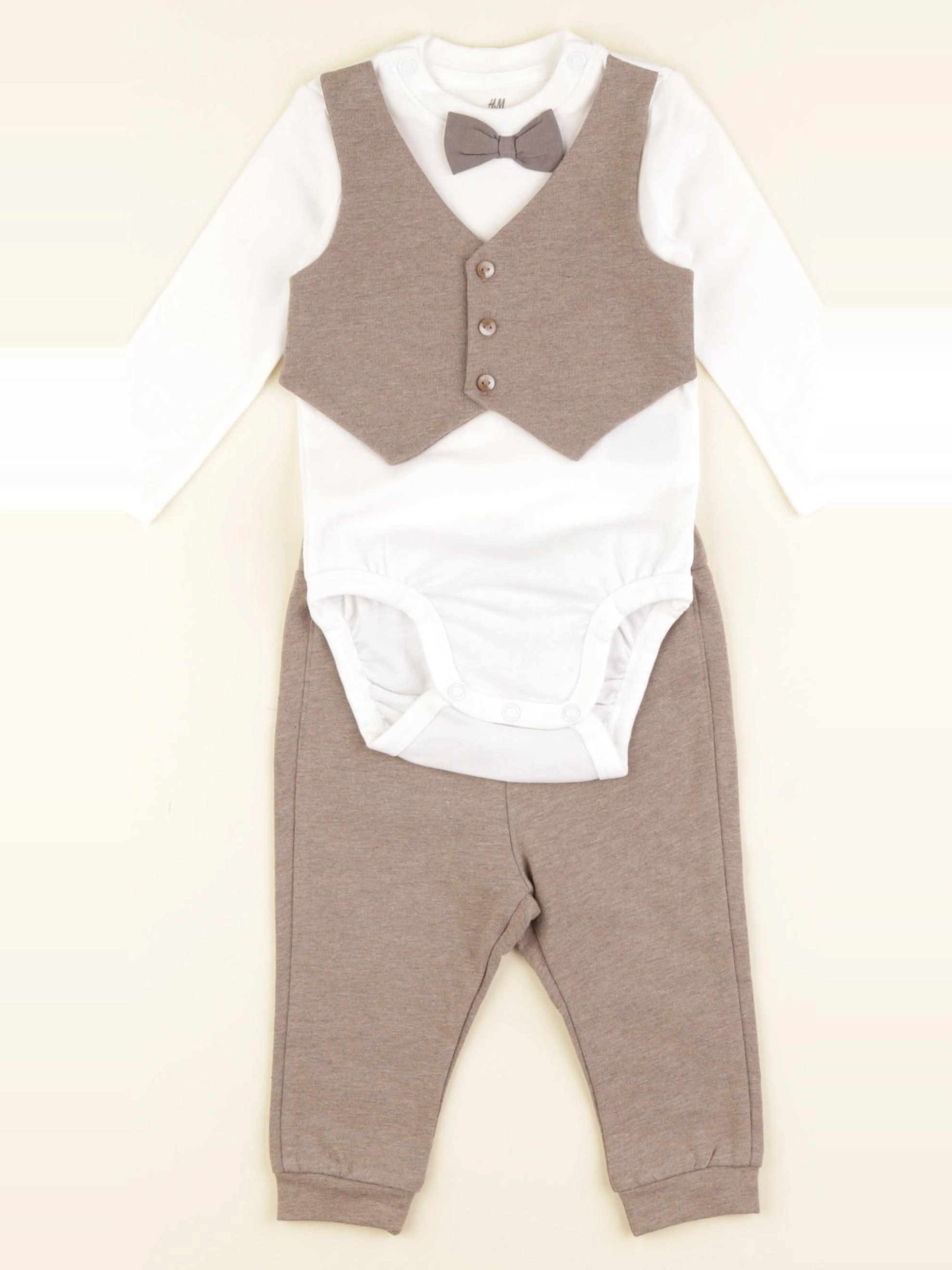 H&M - ensemble marron, blanc - 4/6 mois