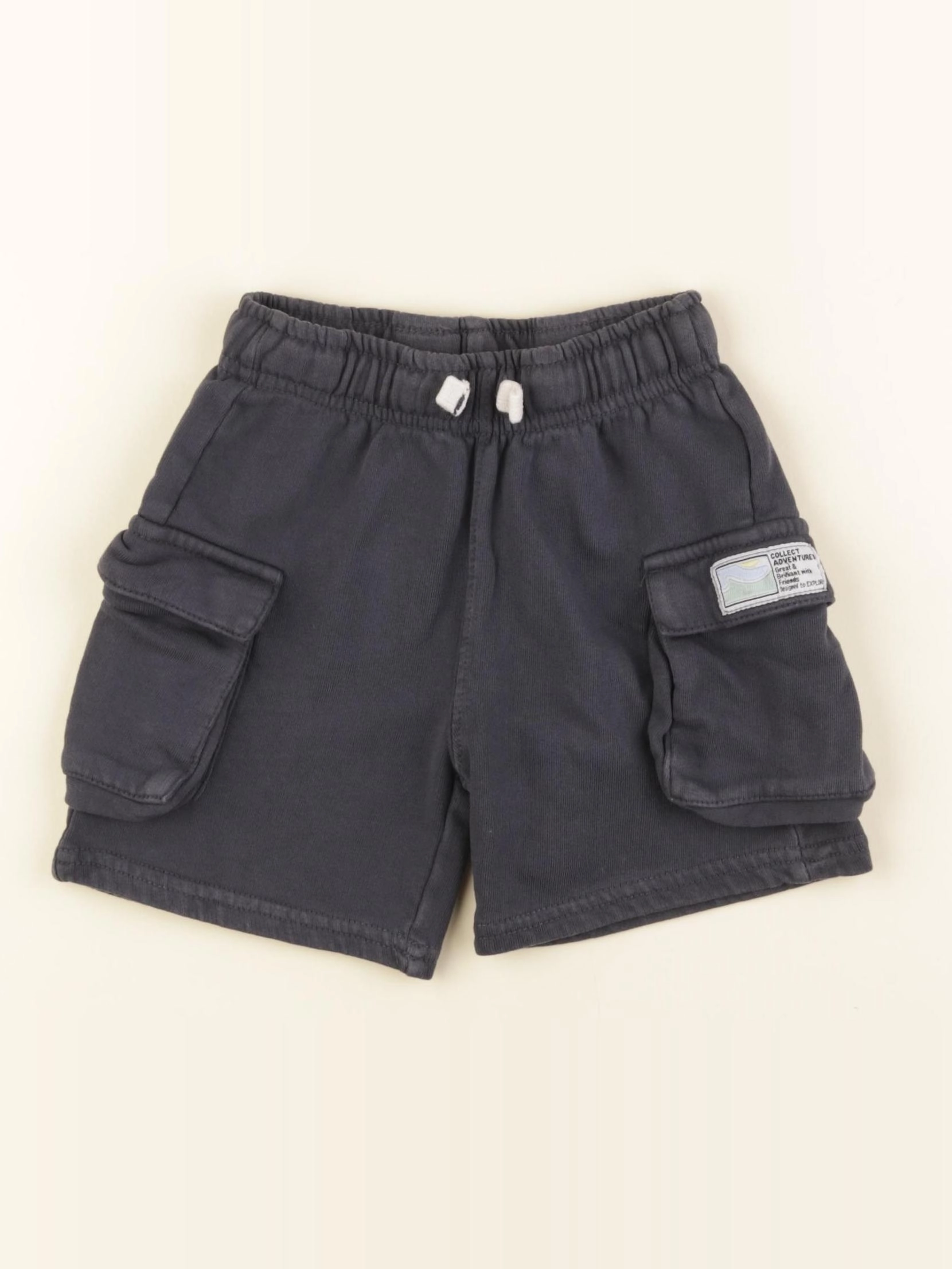 Zara - short noir - 3 ans