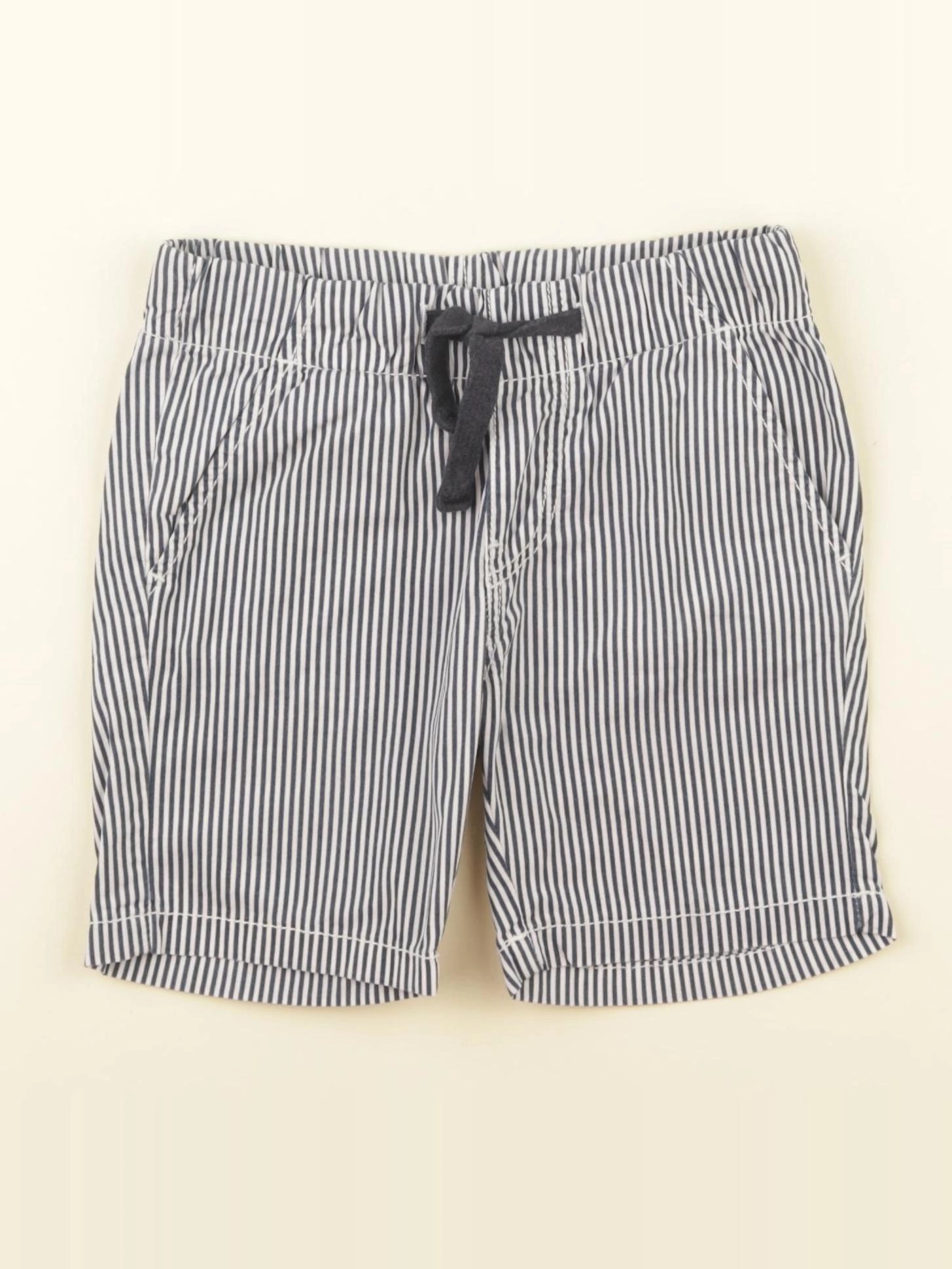 H&M - short blanc, bleu - 2/3 ans