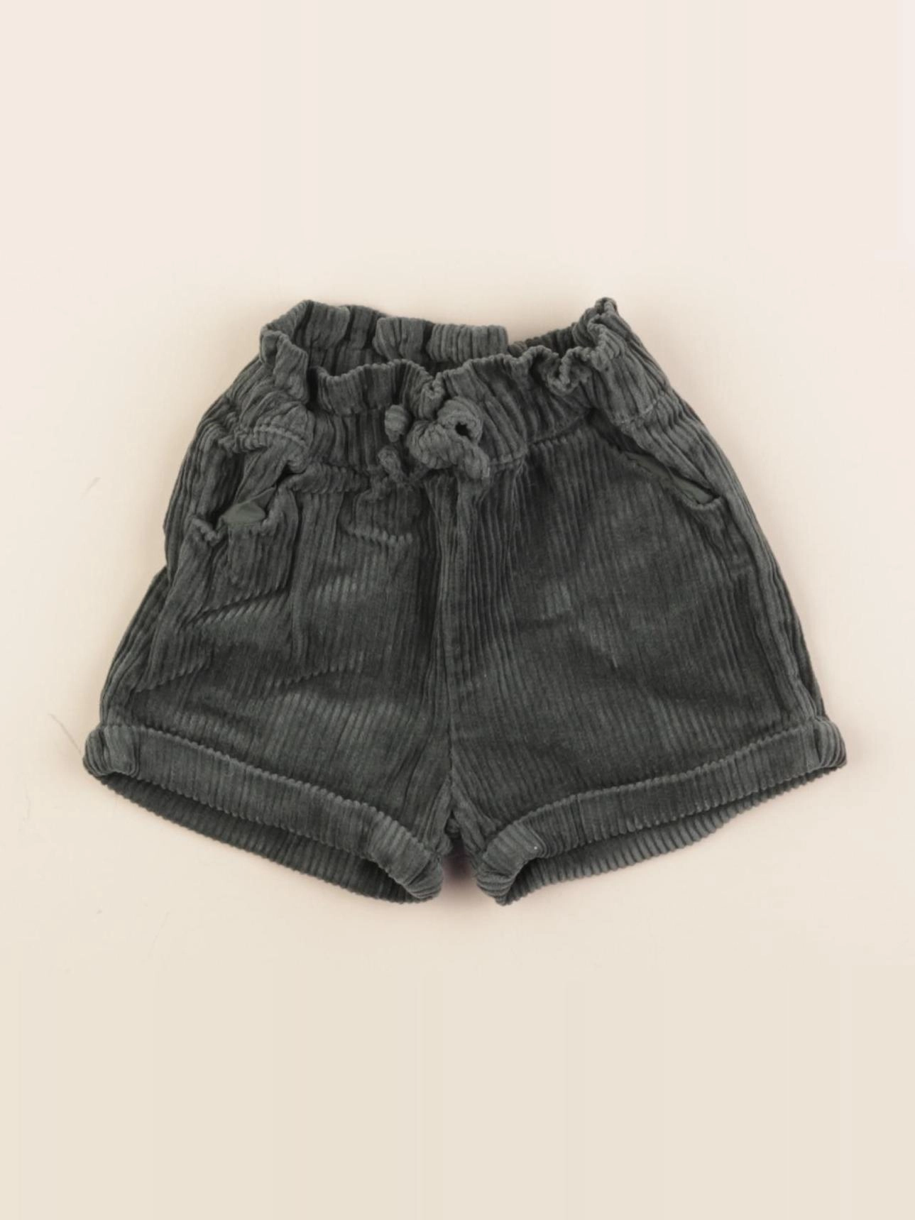 Vertbaudet - short vert - 3 mois