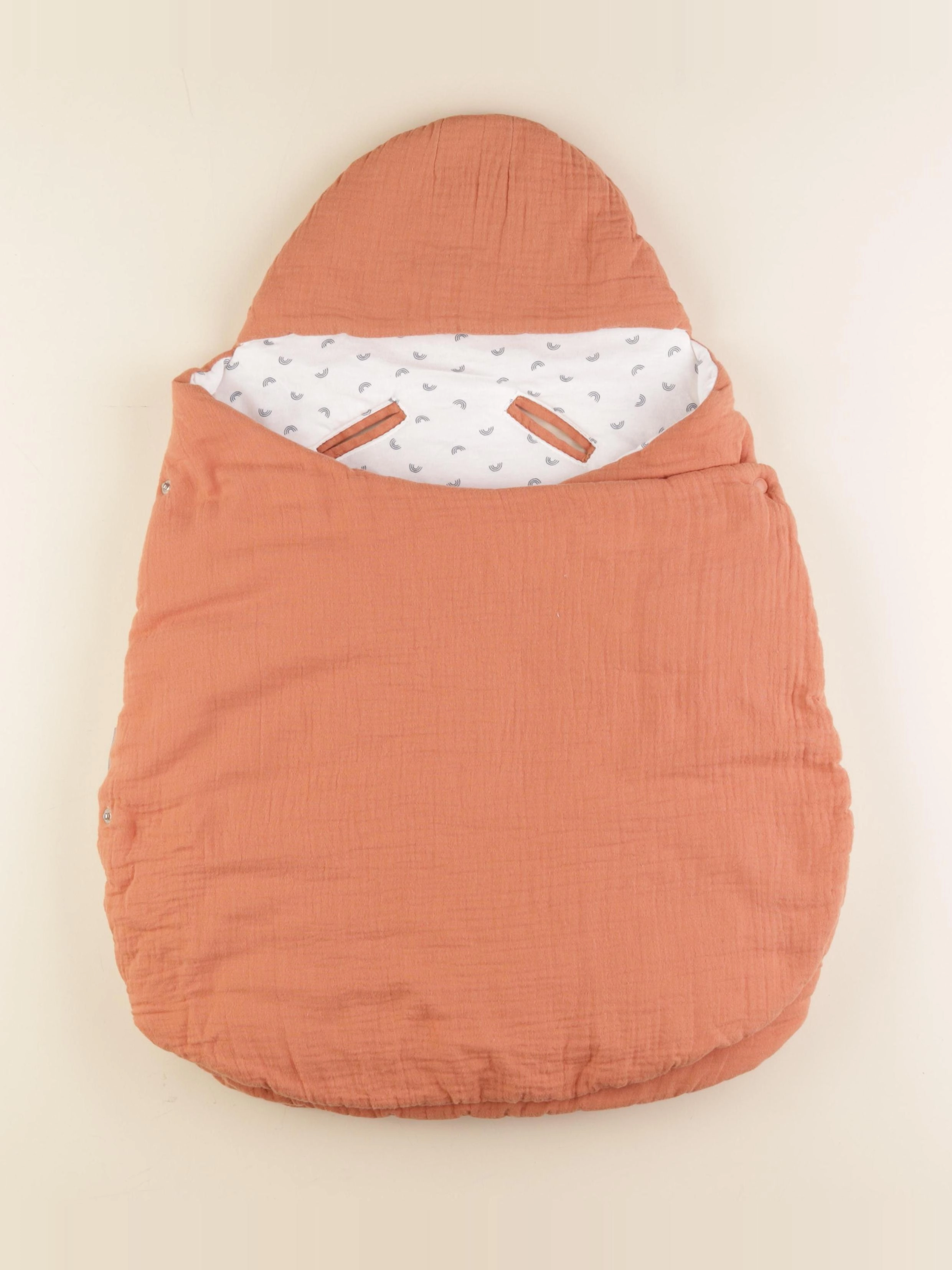 Vertbaudet - nid d'ange orange - Prématuré à 3 mois