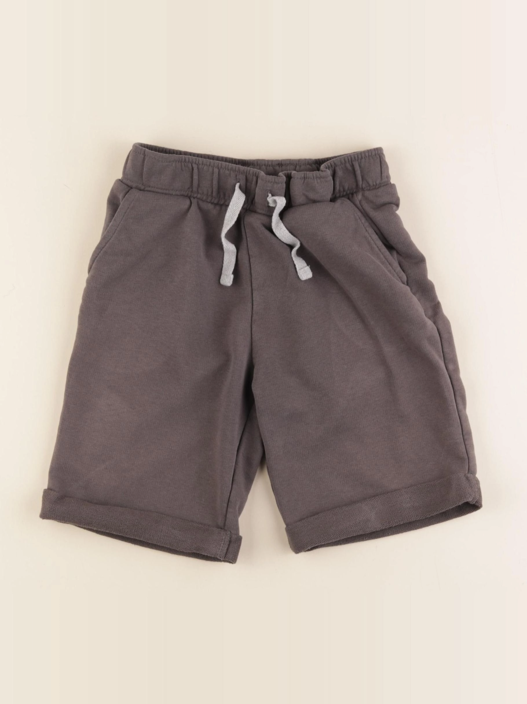 Vertbaudet - short gris - 7 ans