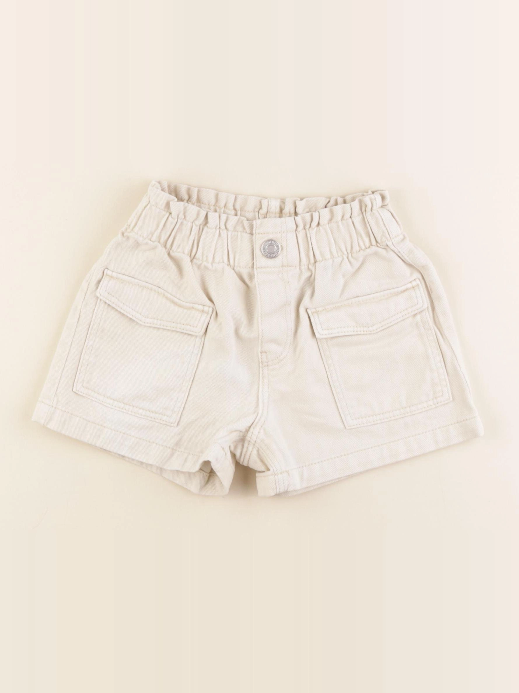 H&M - short blanc - 3/4 ans