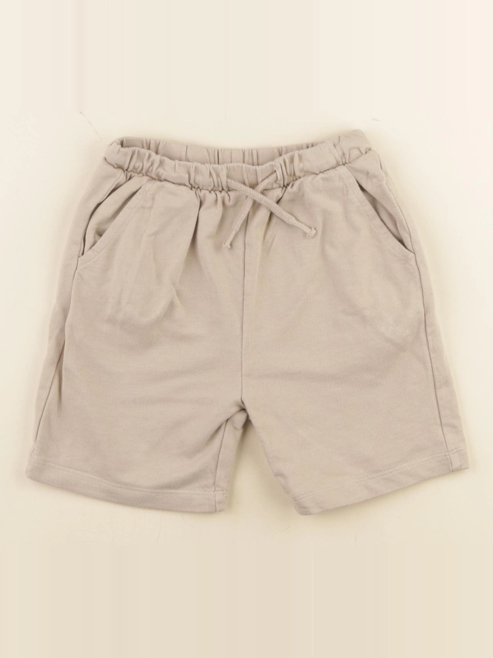 Next - short beige - 4/5 ans