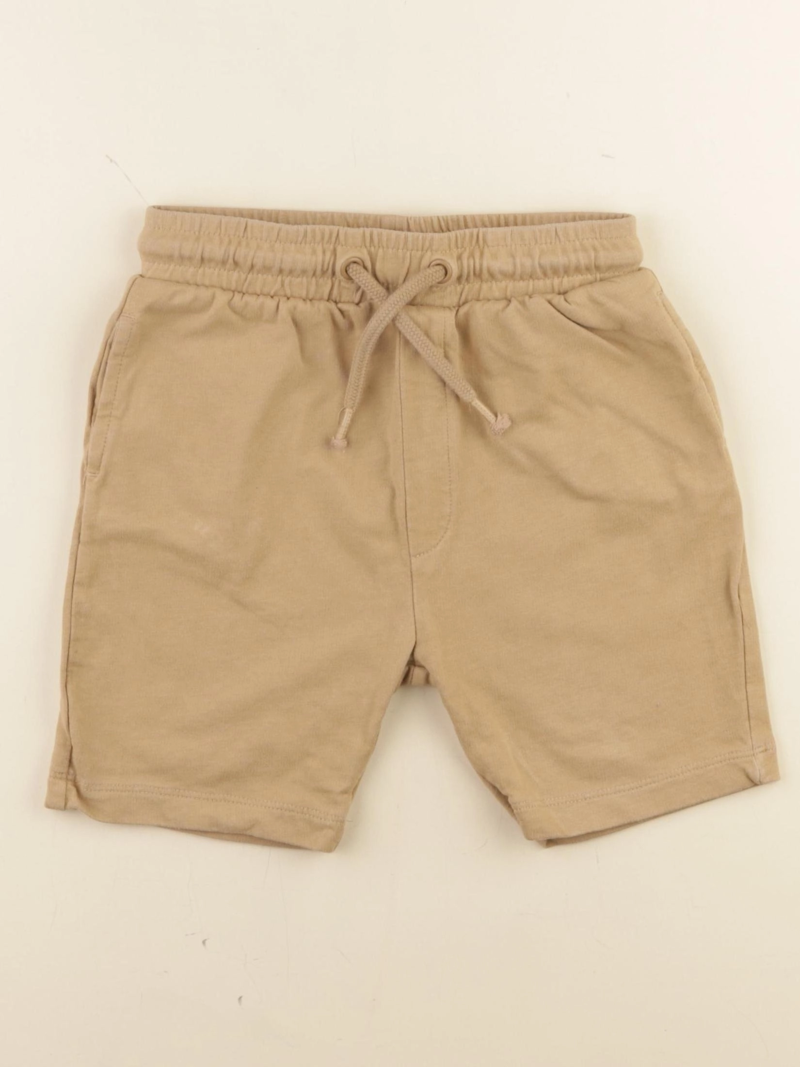 Next - short beige - 5/6 ans