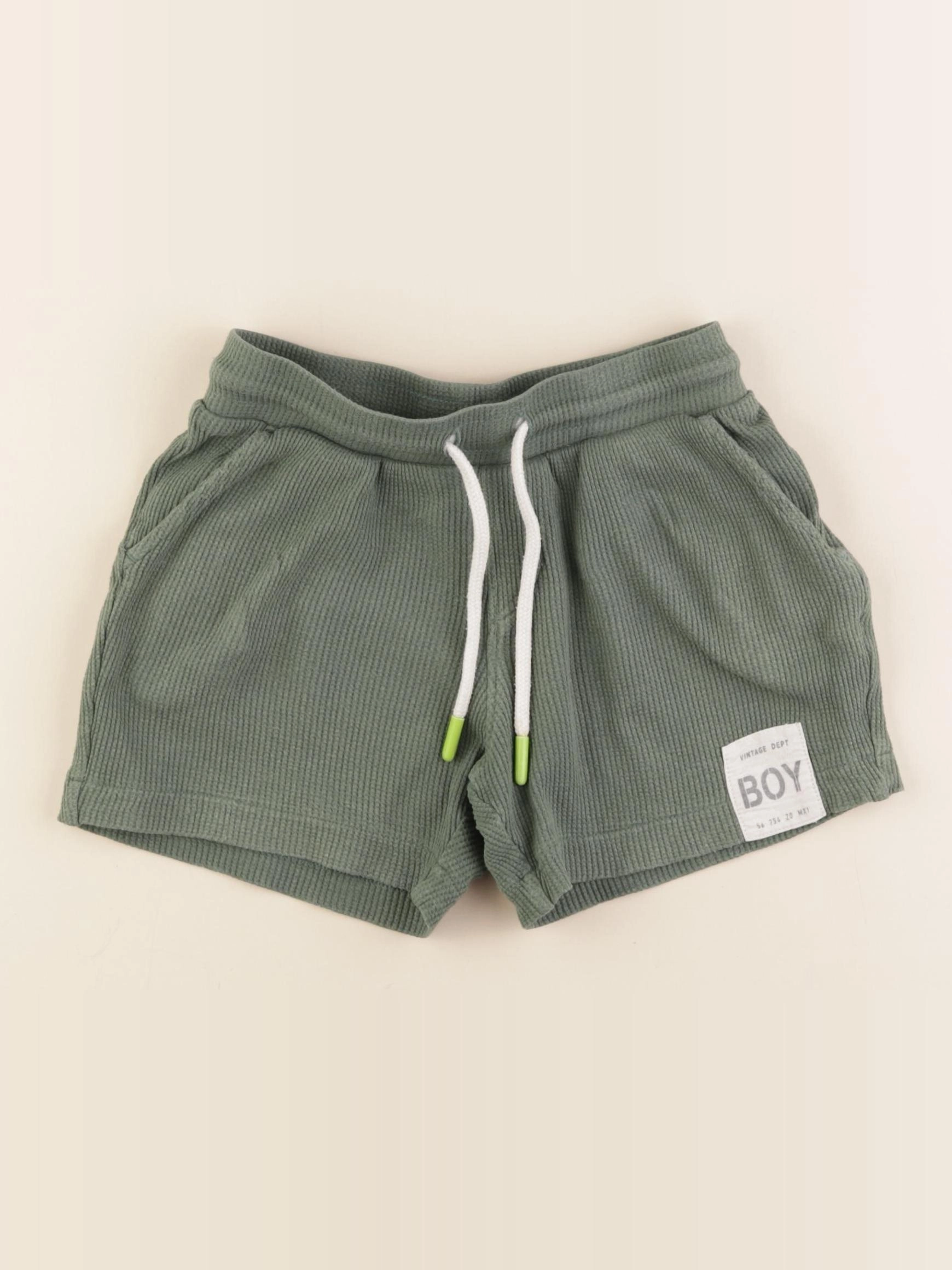 Monoprix - short vert - 4 ans