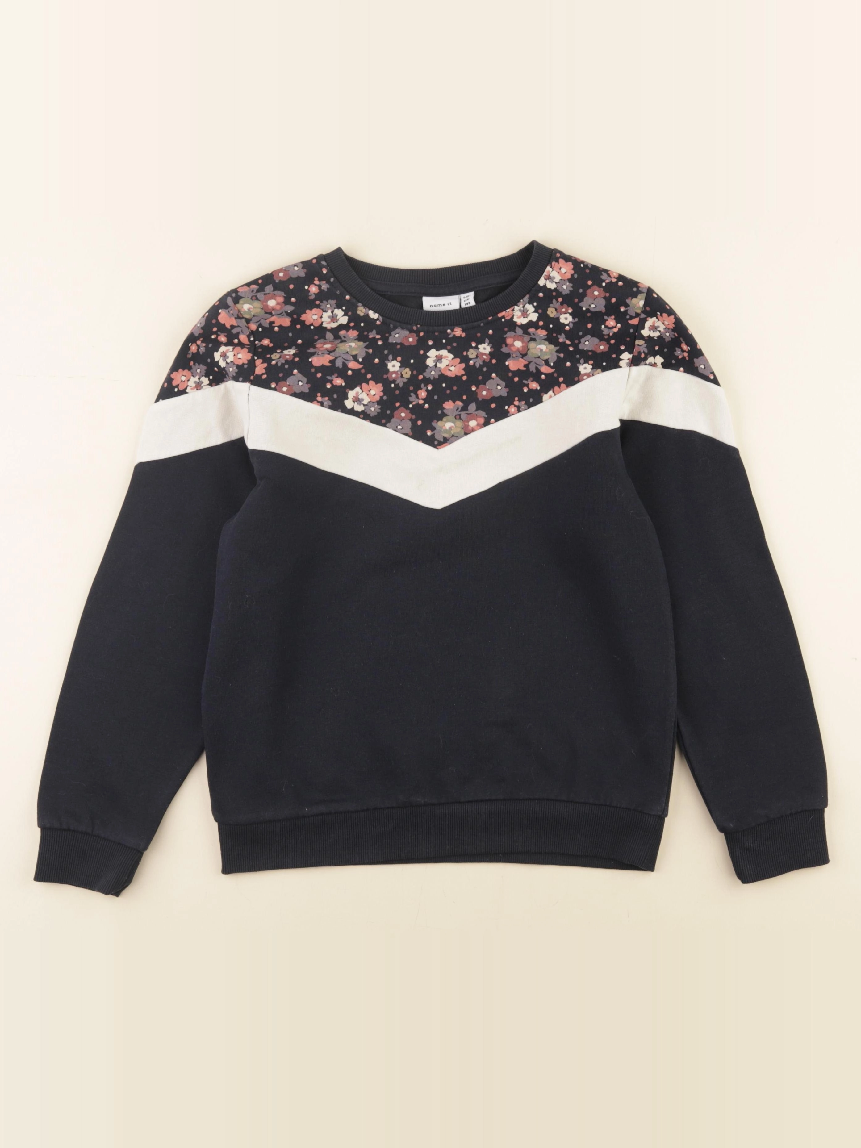 Name it - sweat noir - 9/10 ans