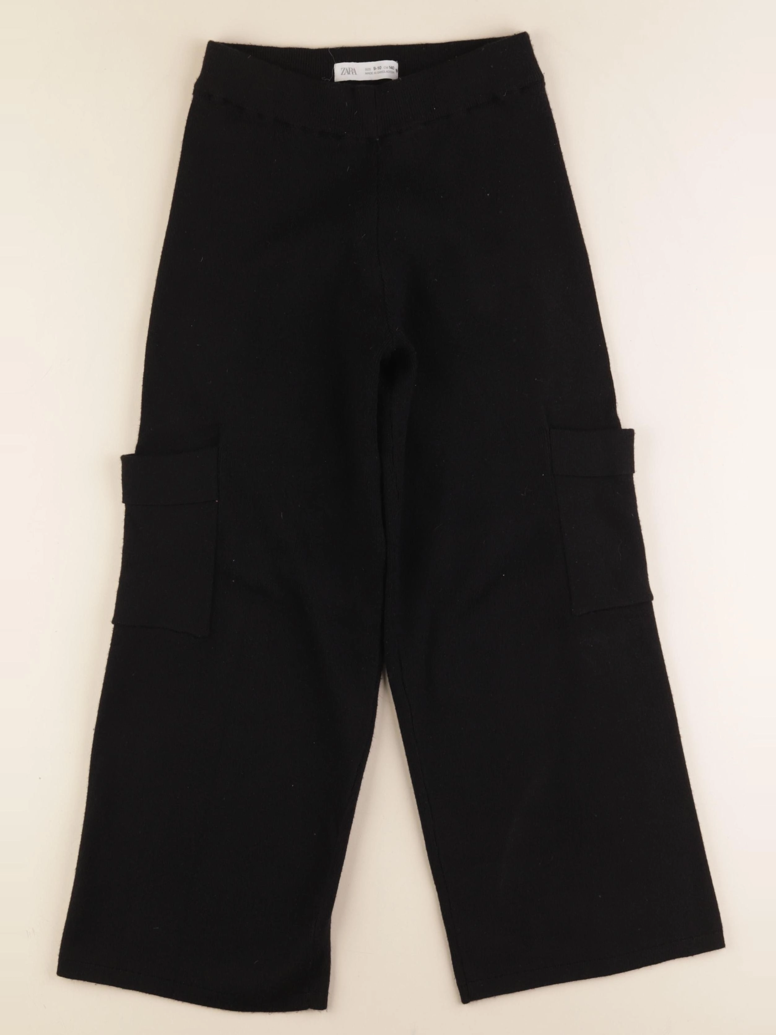 Zara - pantalon noir - 9/10 ans