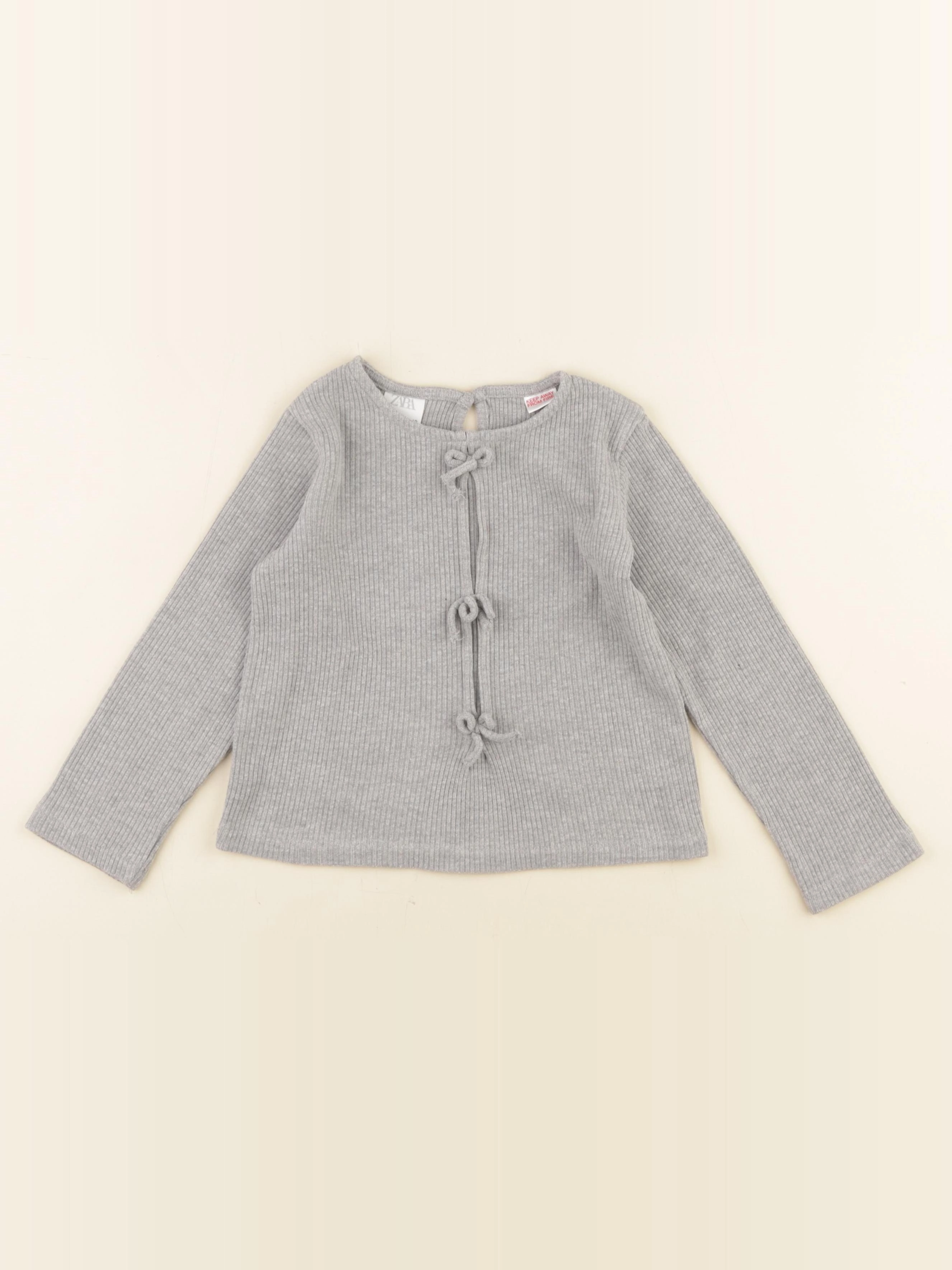 Zara - tee-shirt gris - 5 ans