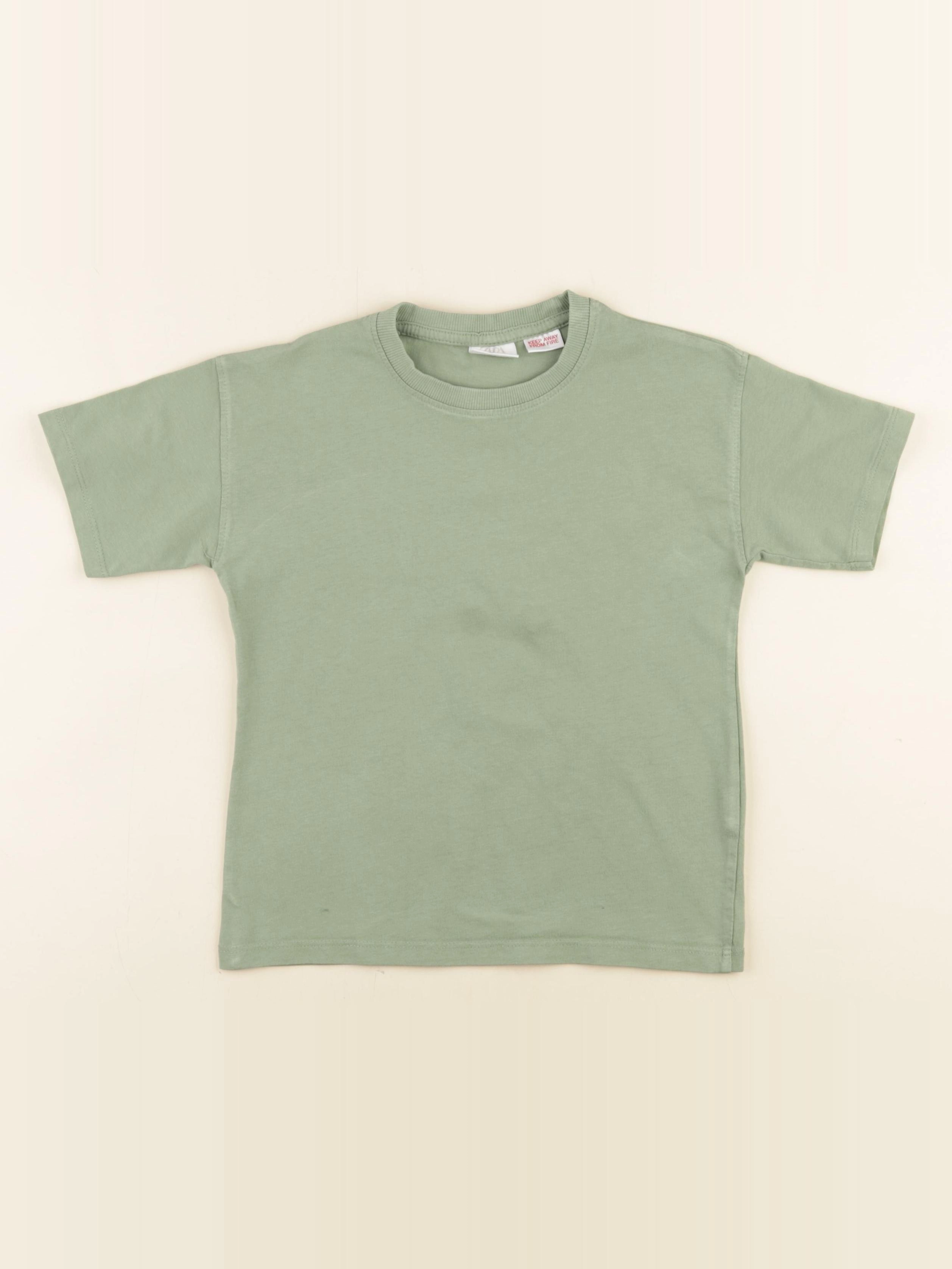 Zara - tee-shirt vert - 5 ans