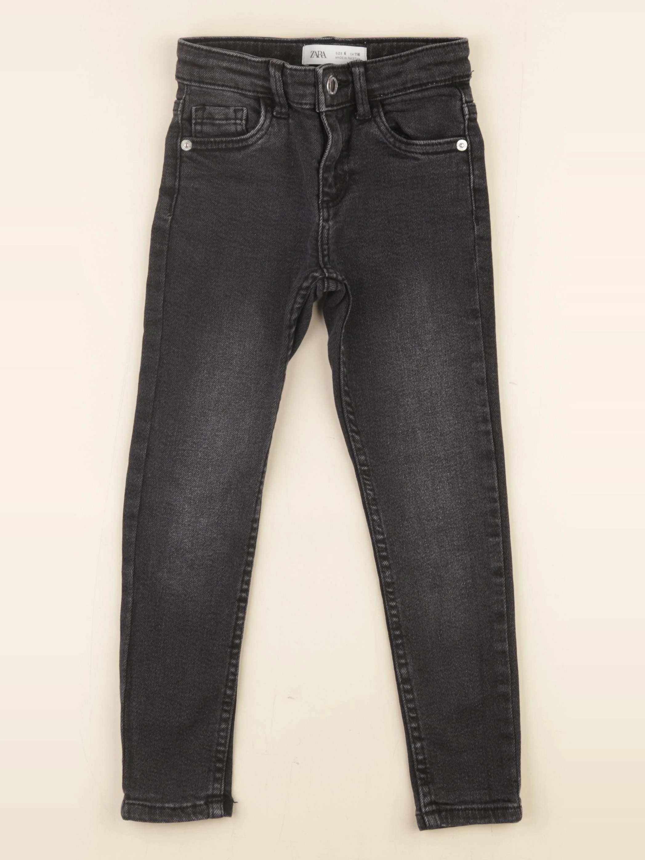 Zara - jean noir - 6 ans