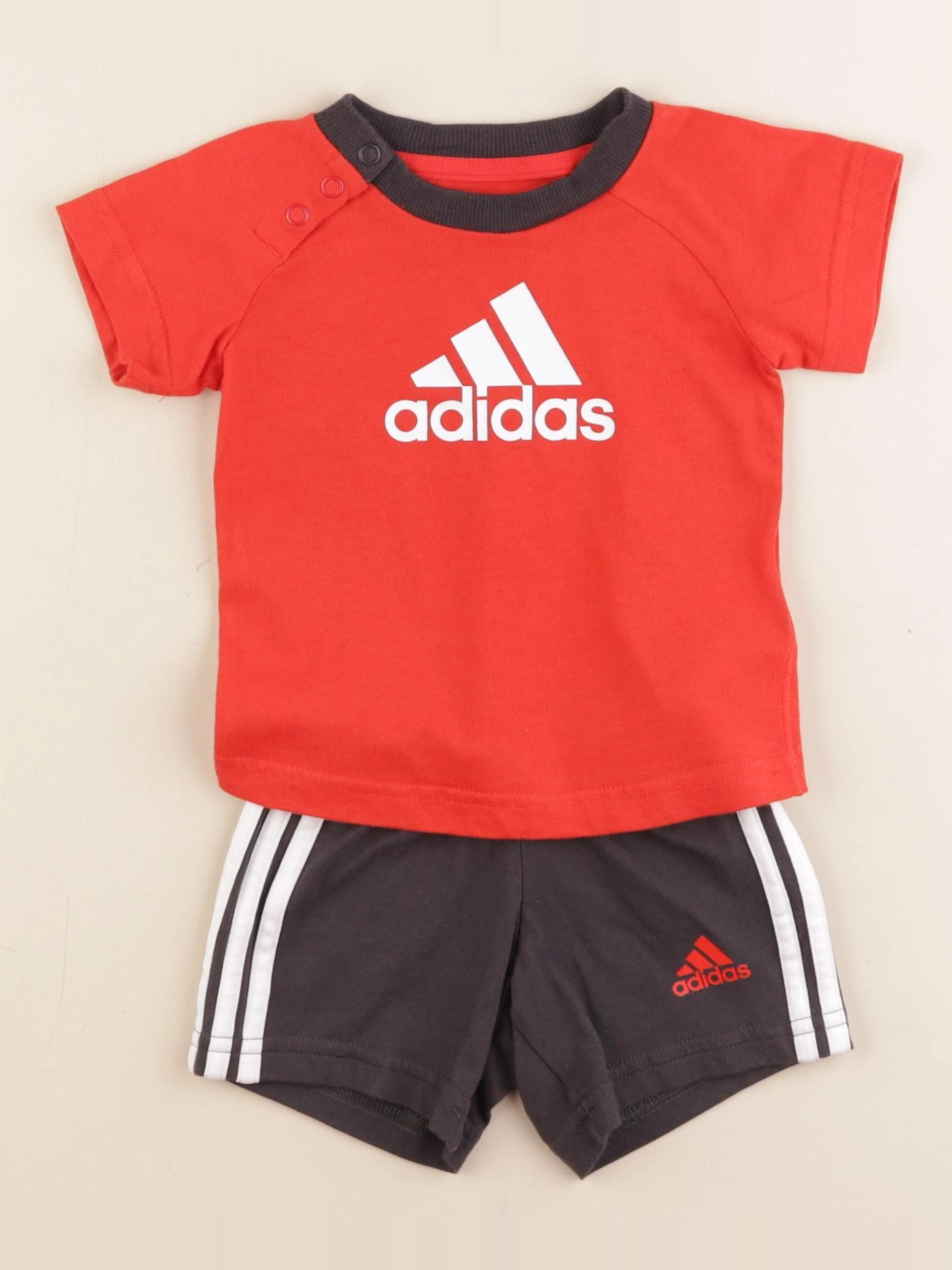 Adidas - ensemble gris, rouge - 0/3 mois