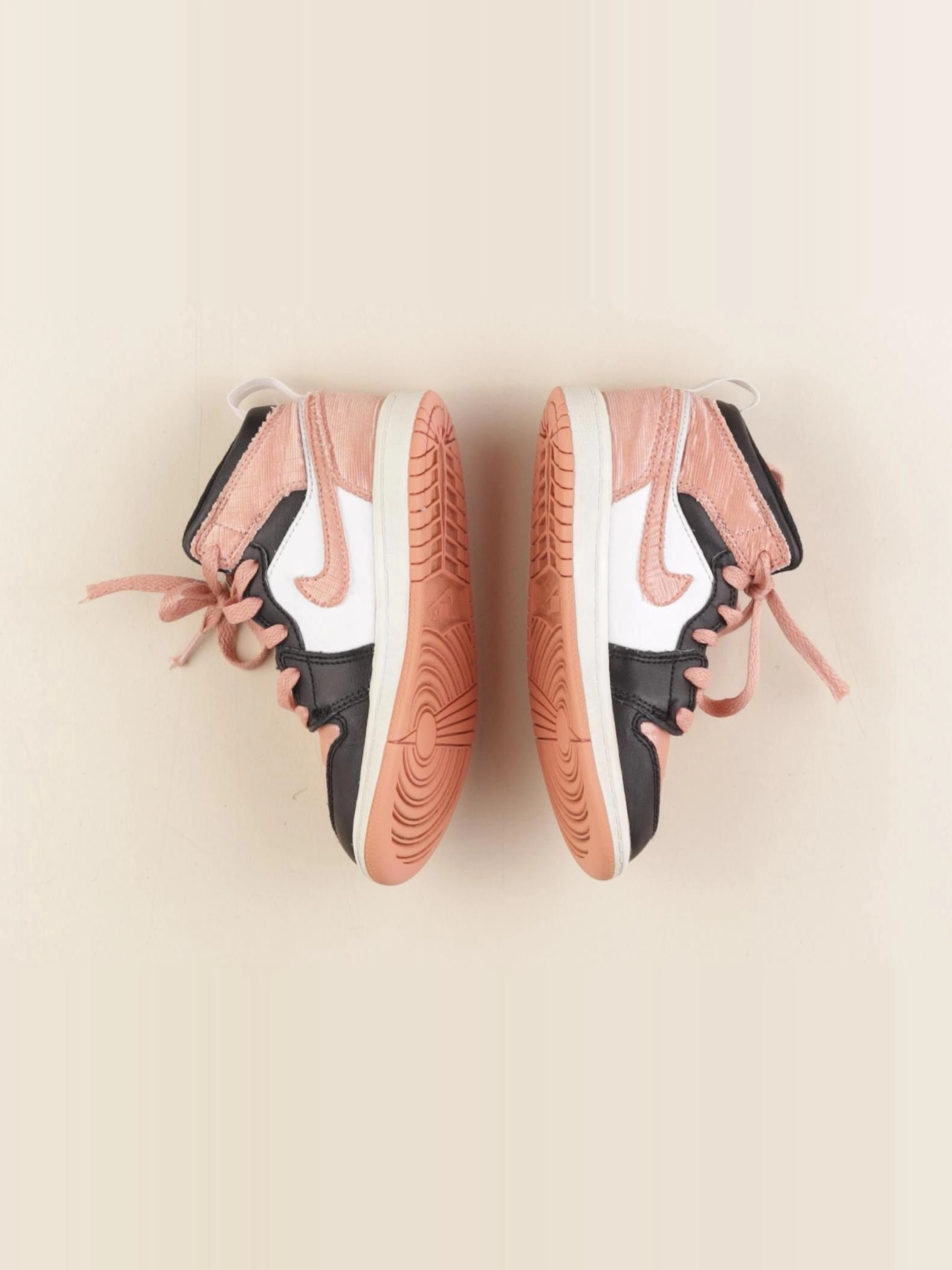 Nike - baskets rose, noir - pointure 29/30