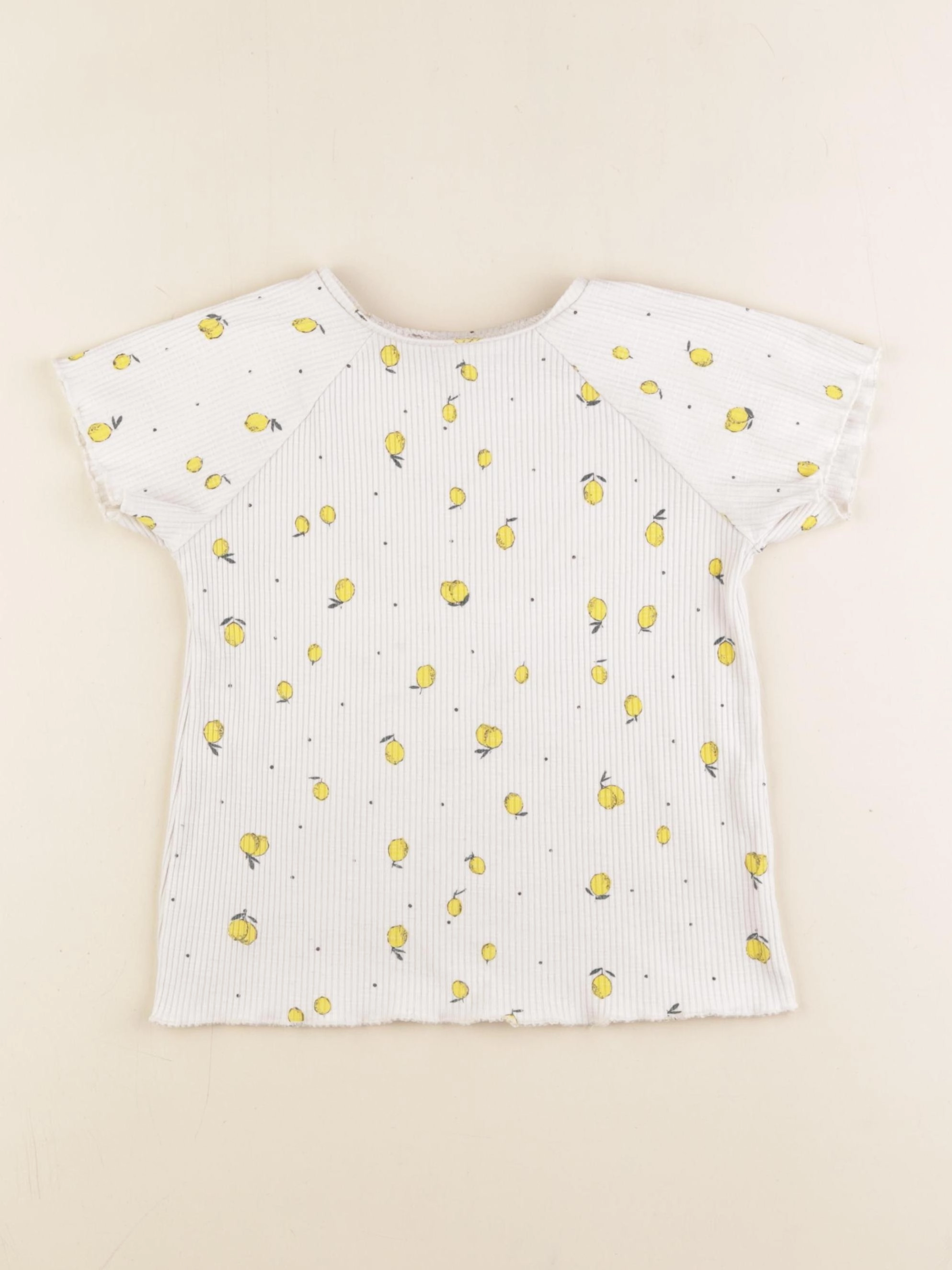 Zara - tee-shirt jaune - 4/5 ans