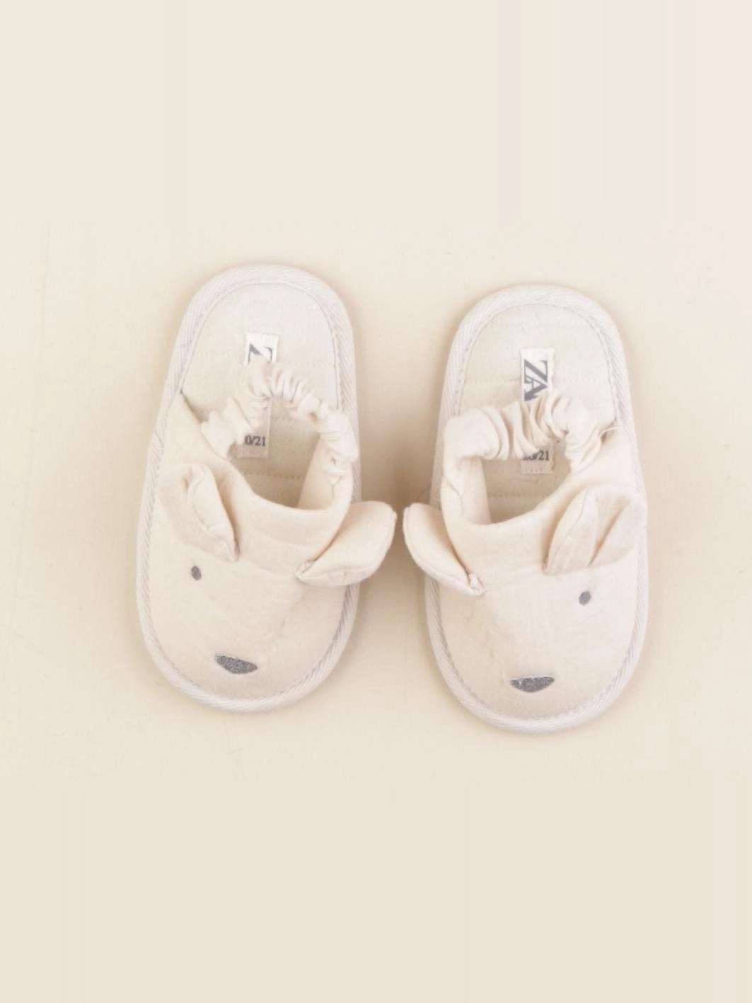 Zara - chaussons beige - pointure 20/21