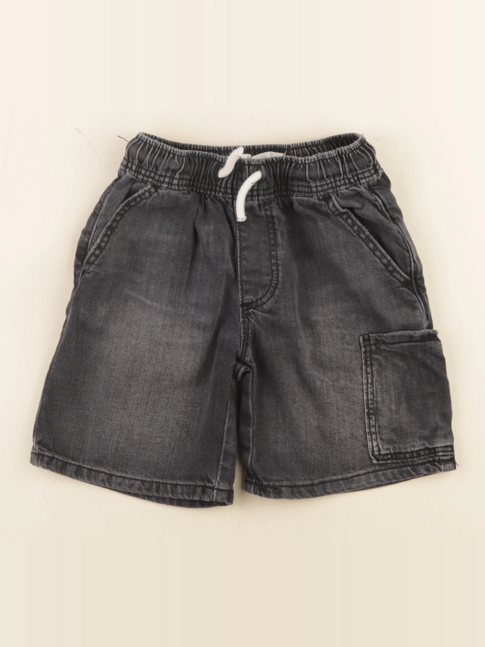 Zara - short noir - 5 ans