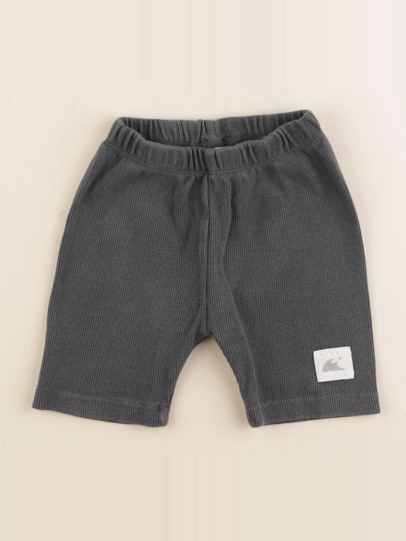 Zara - short gris - 5 ans