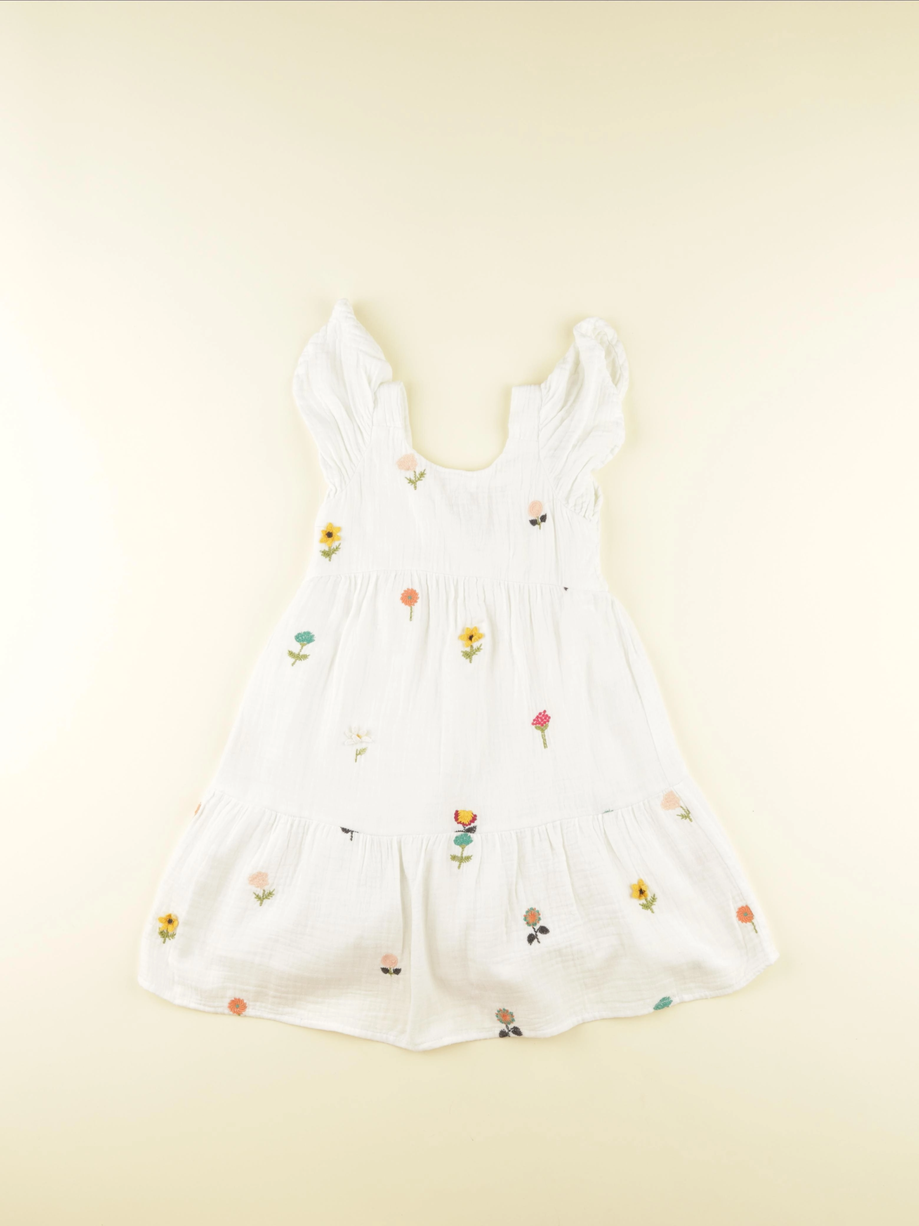 Zara - robe blanc - 4 ans