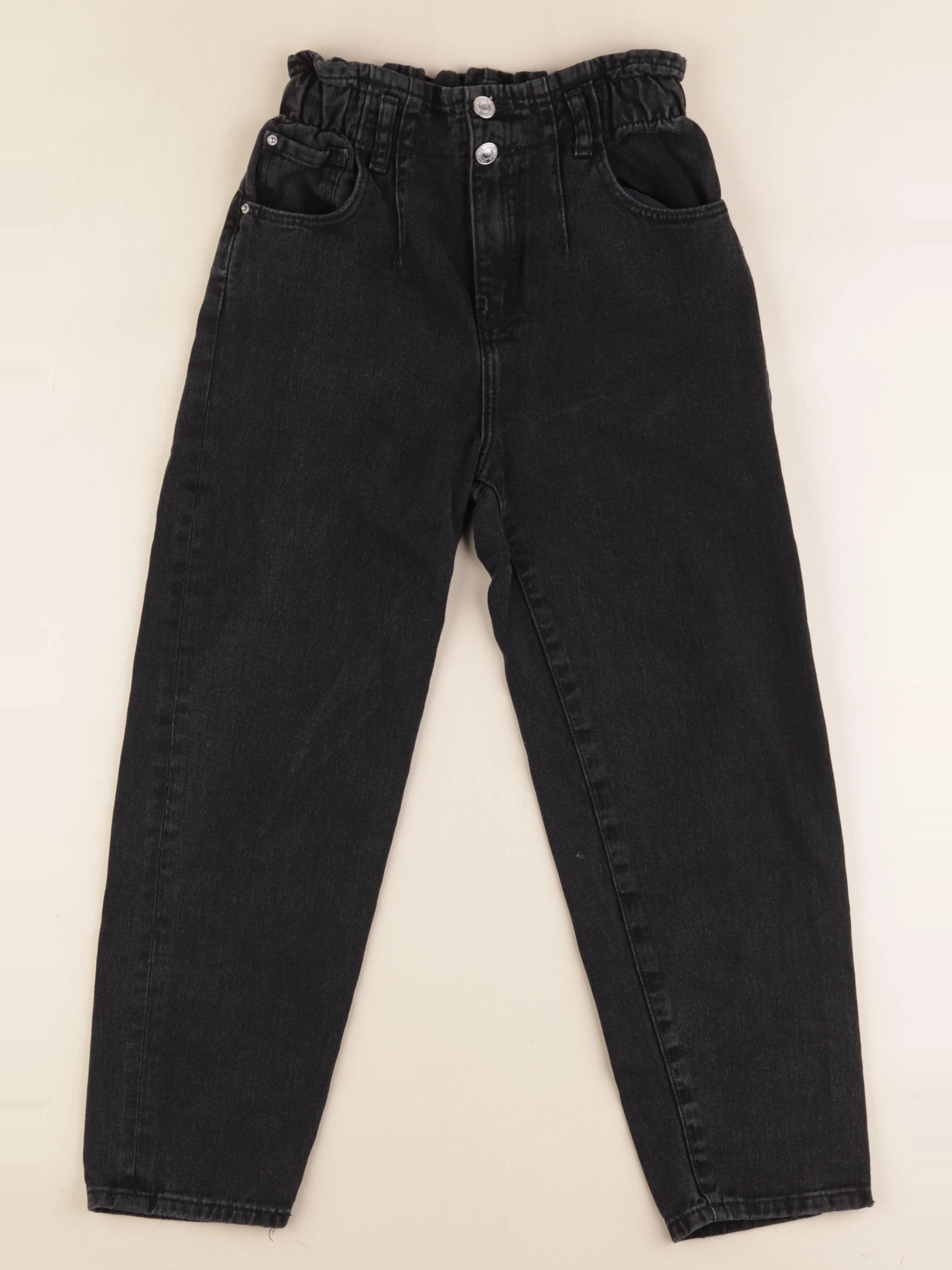Zara - jean noir - 10 ans