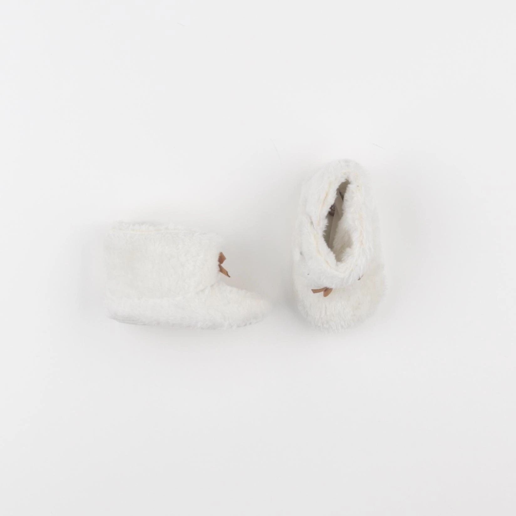 Tape à l'oeil - chaussons blanc - pointure 18/19
