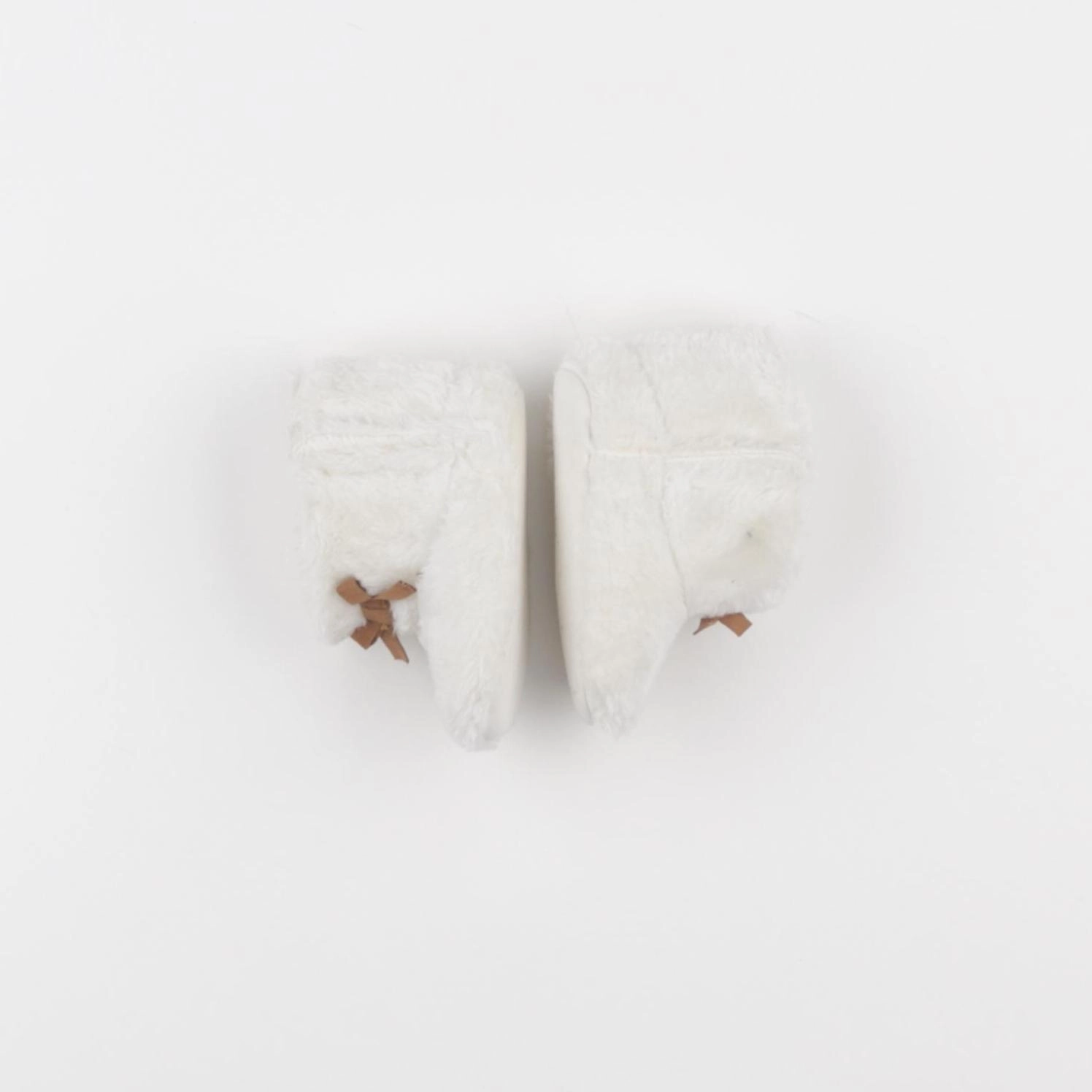 Tape à l'oeil - chaussons blanc - pointure 18/19