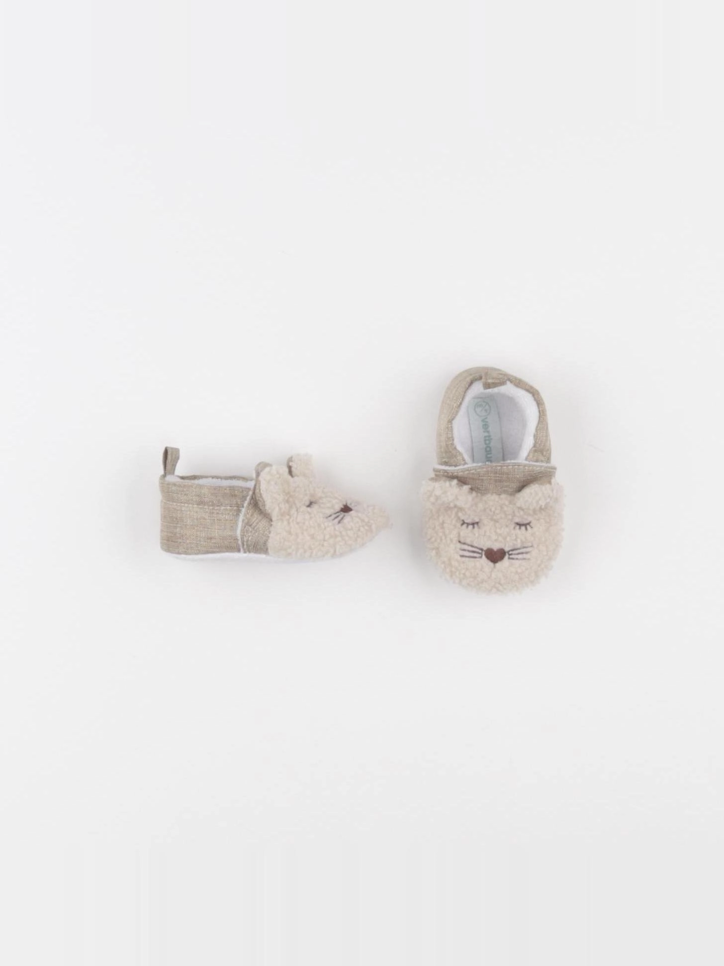 Vertbaudet - chaussons beige - pointure 18
