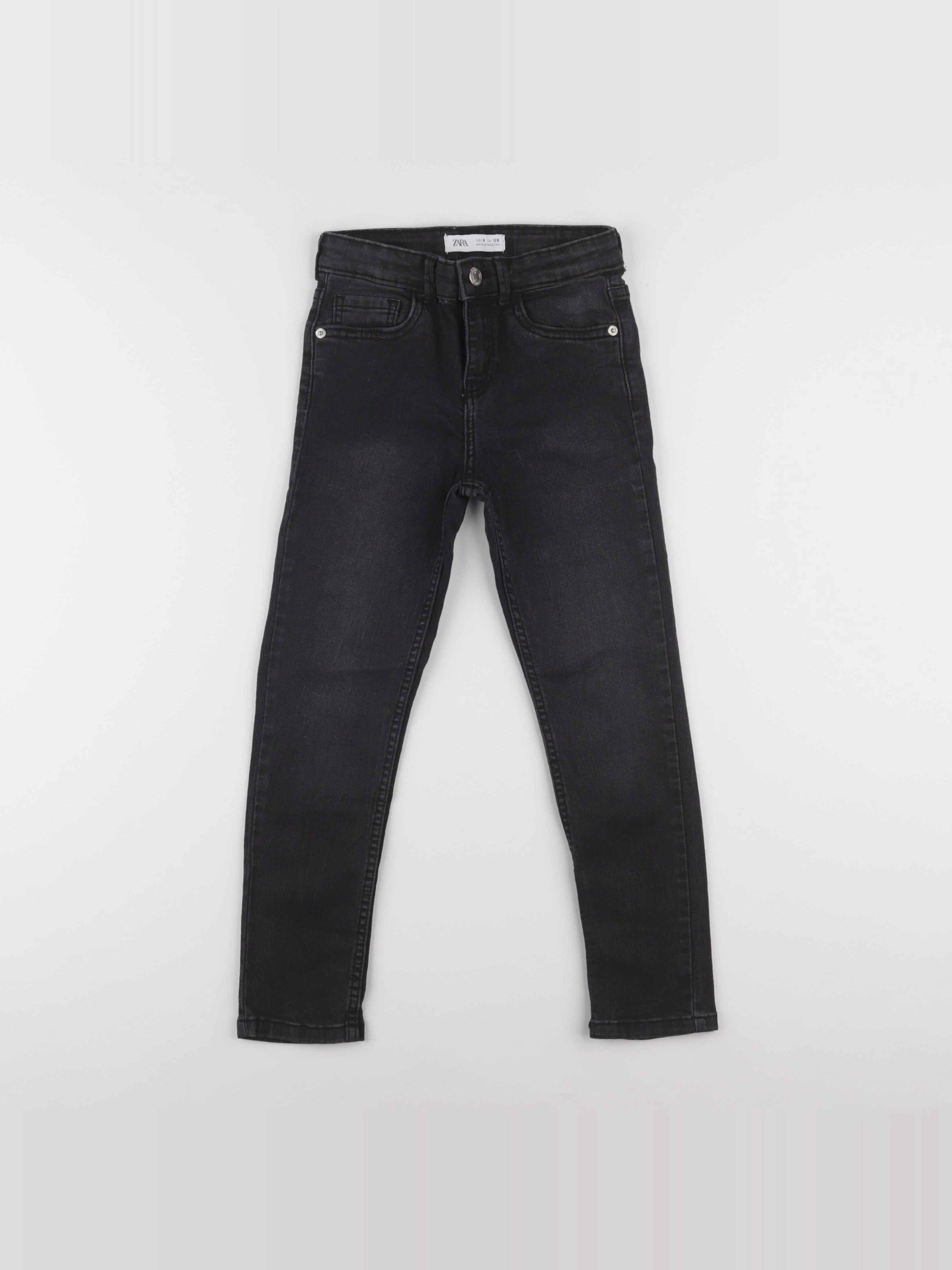 Zara - jean noir - 8 ans