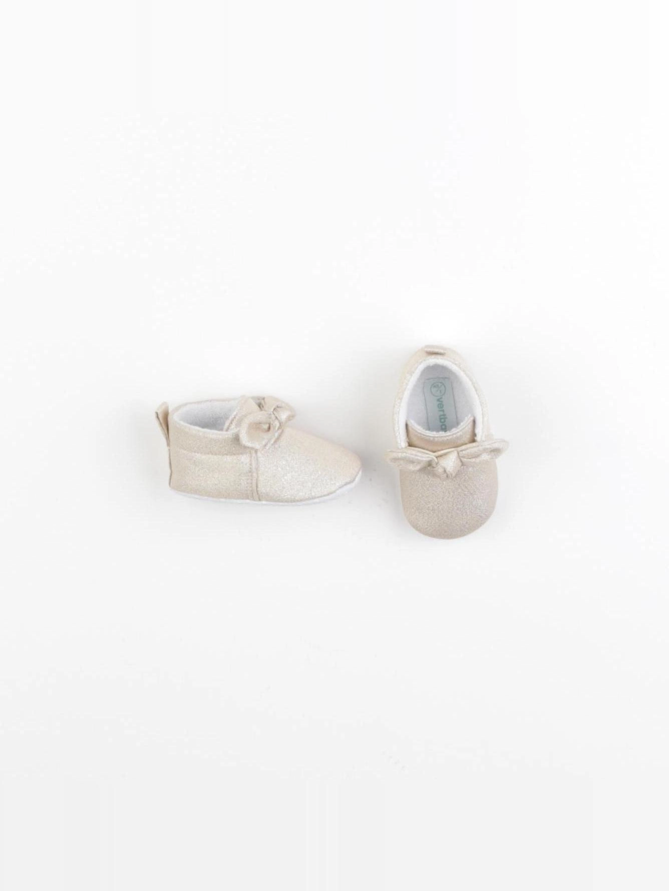 Vertbaudet - chaussons or - pointure 17