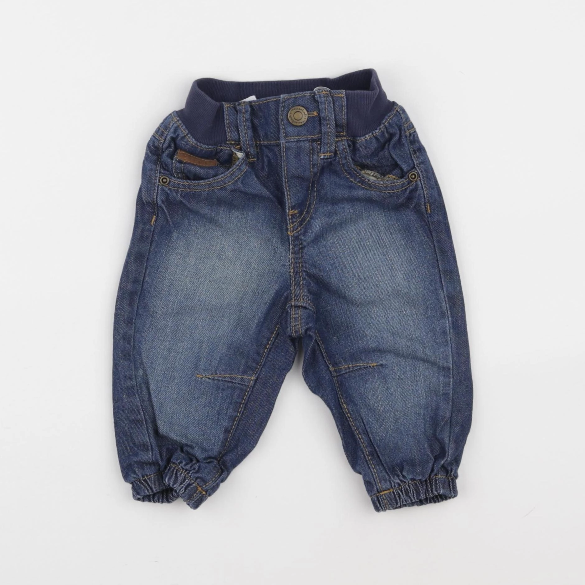 H&M - jean bleu - 3/6 mois