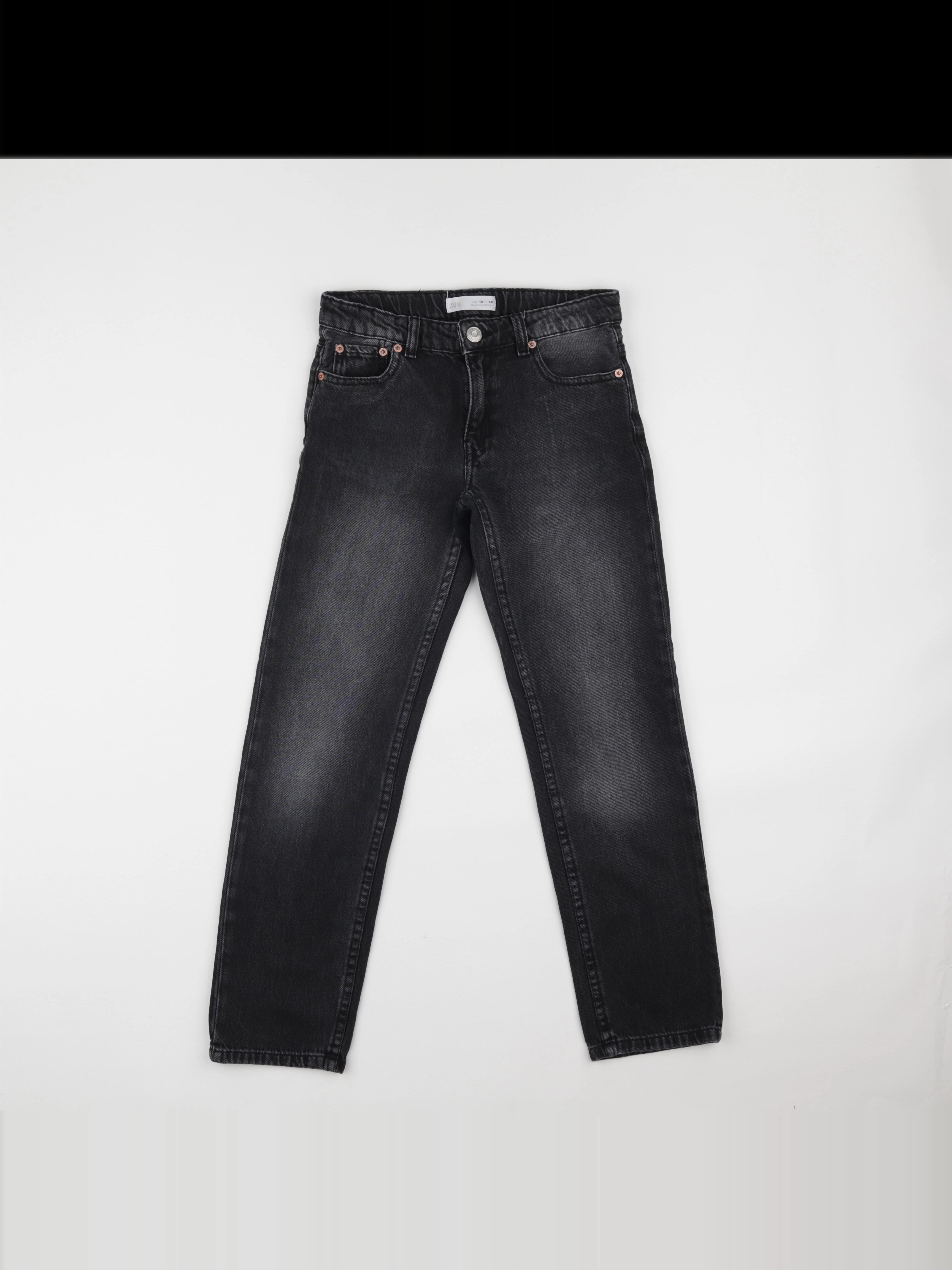 Zara - jean noir - 10 ans