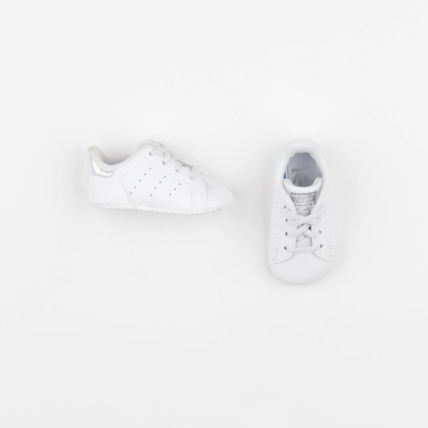 Adidas - chaussons blanc - pointure 17