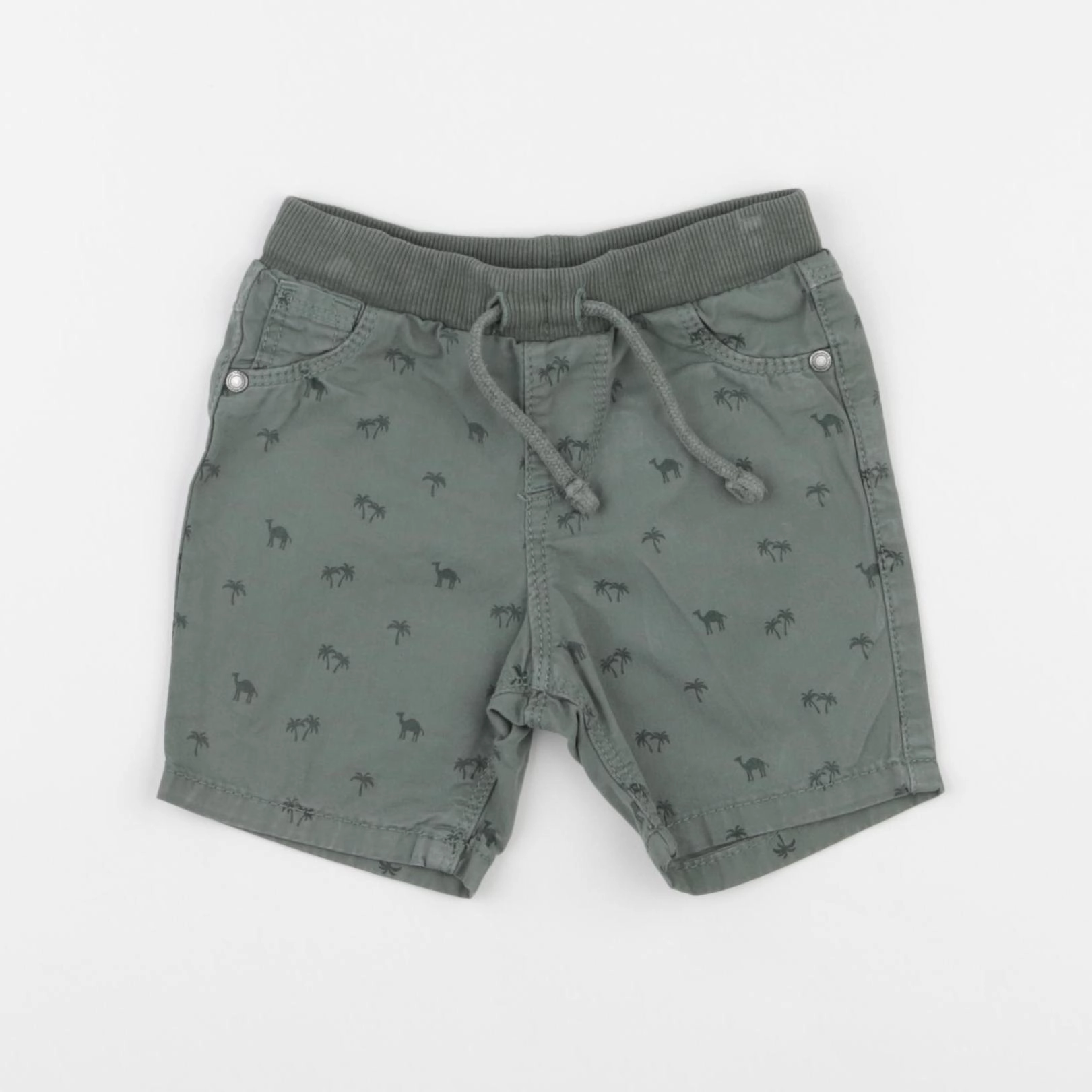 Tape à l'oeil - short vert - 9 mois