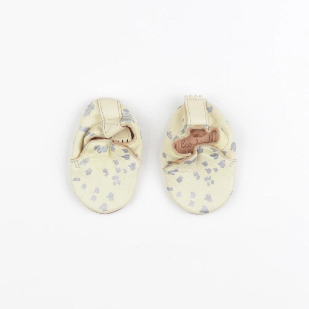 Easy Peasy - chaussons jaune - pointure 16/17