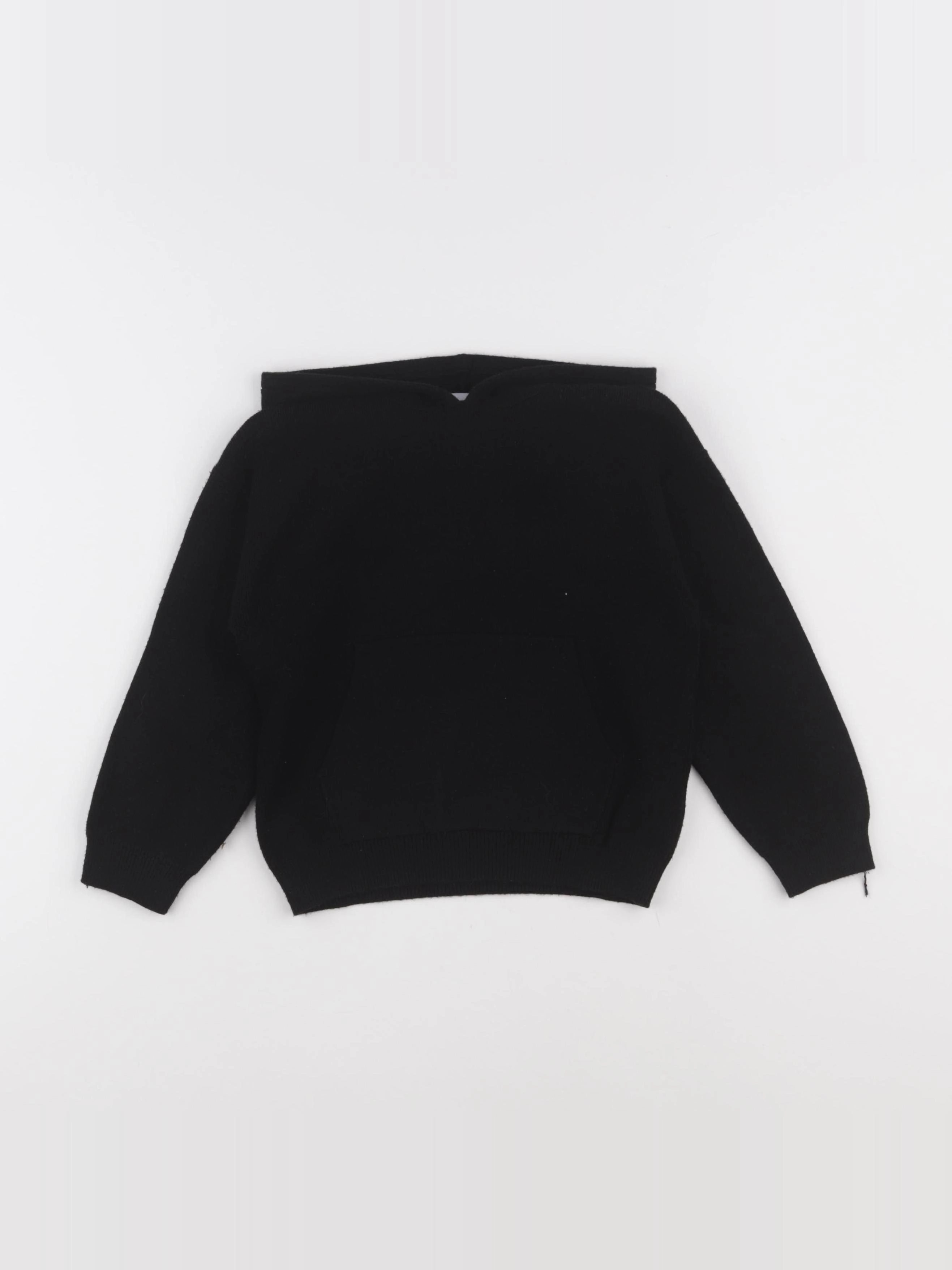 Zara - pull noir - 5 ans