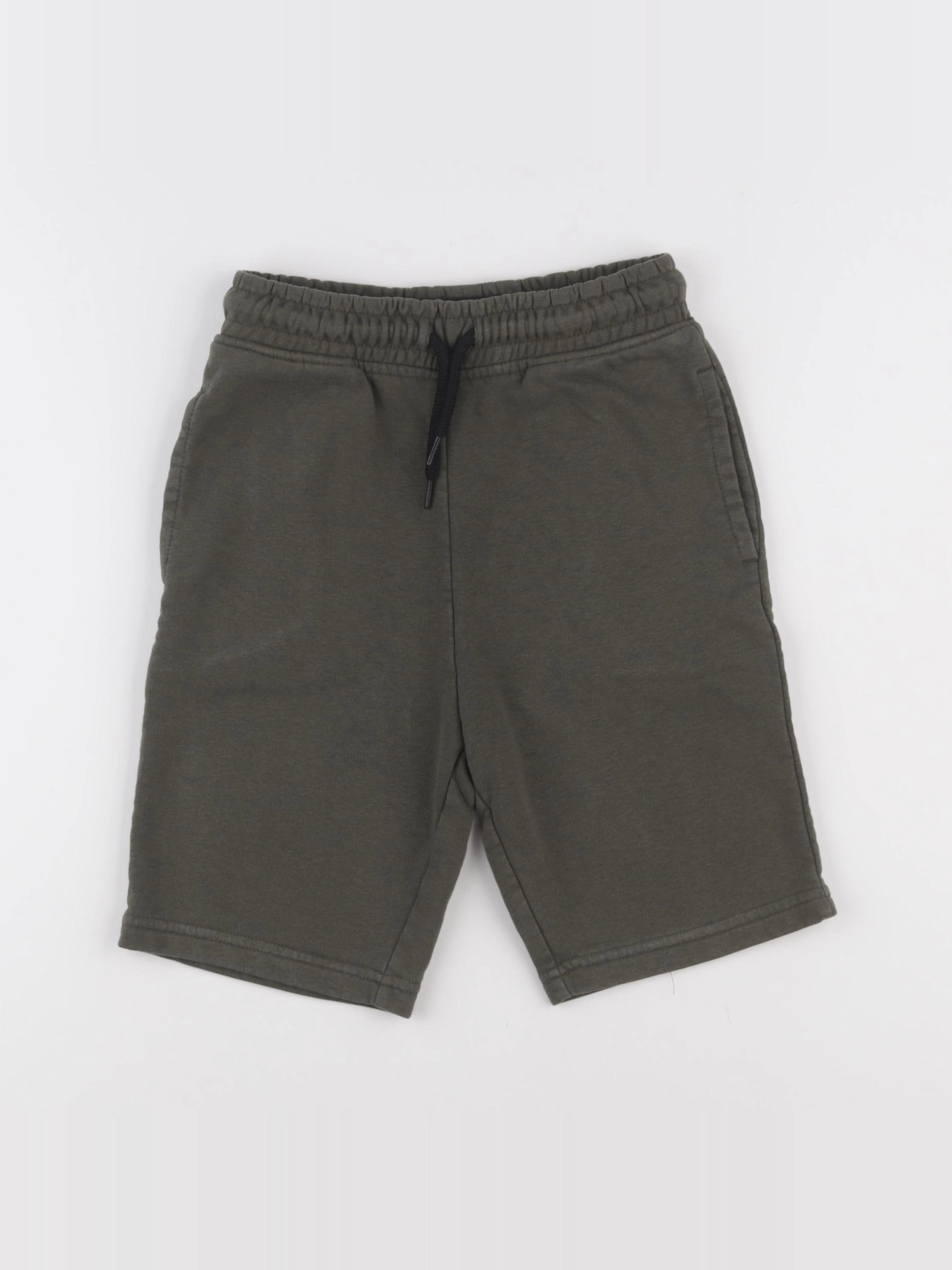 Next - short vert - 9 ans