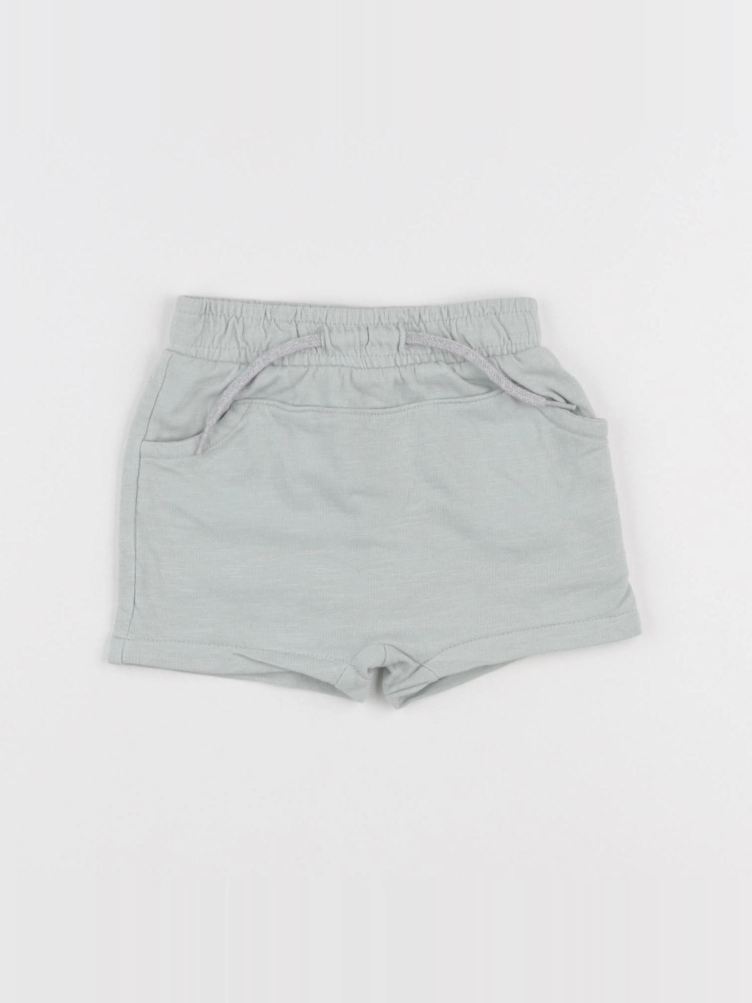 Vertbaudet - short vert - 6 mois
