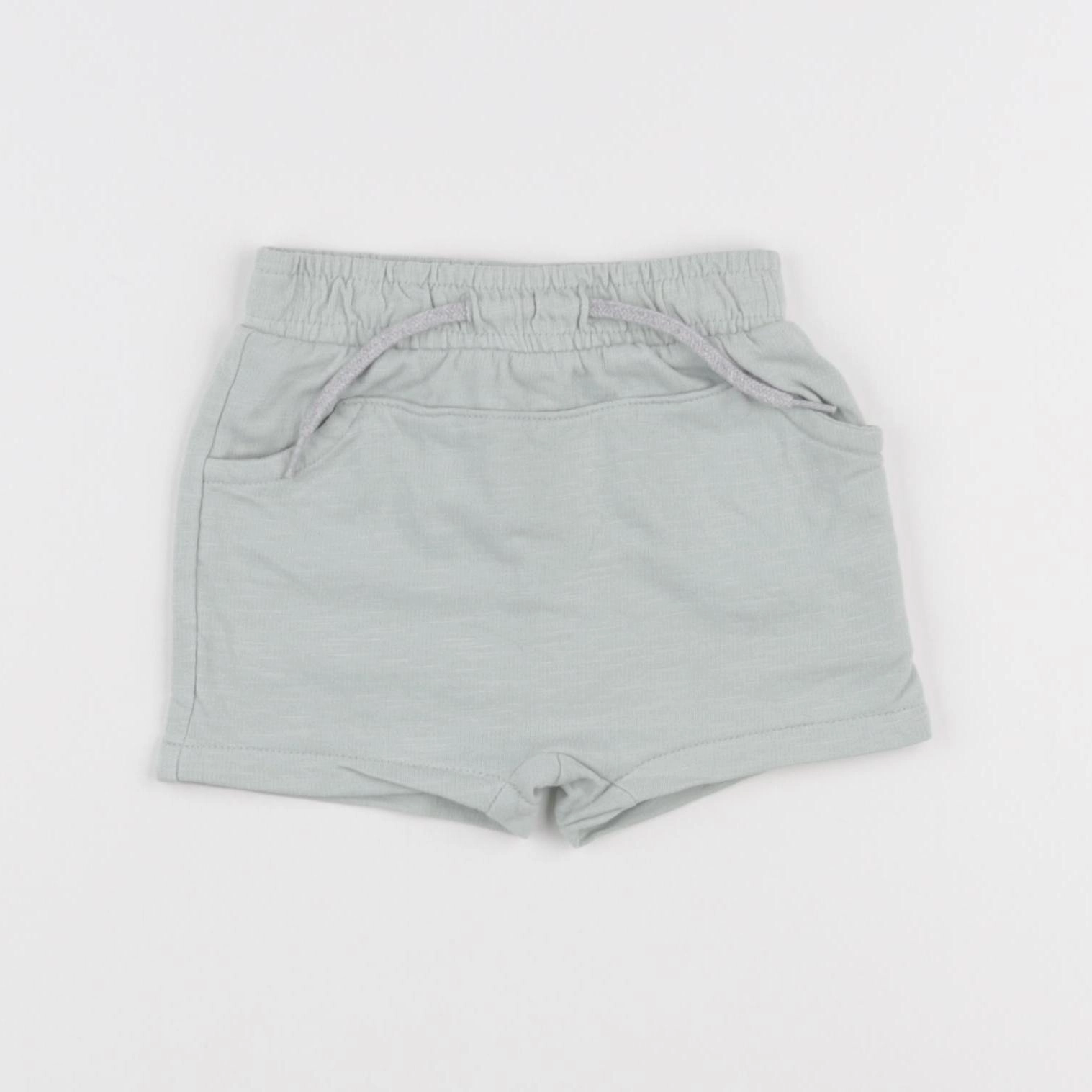 Vertbaudet - short vert - 6 mois