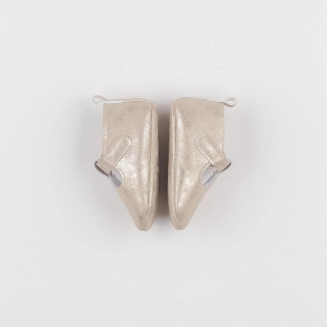 Tape à l'oeil - chaussons or - pointure 17