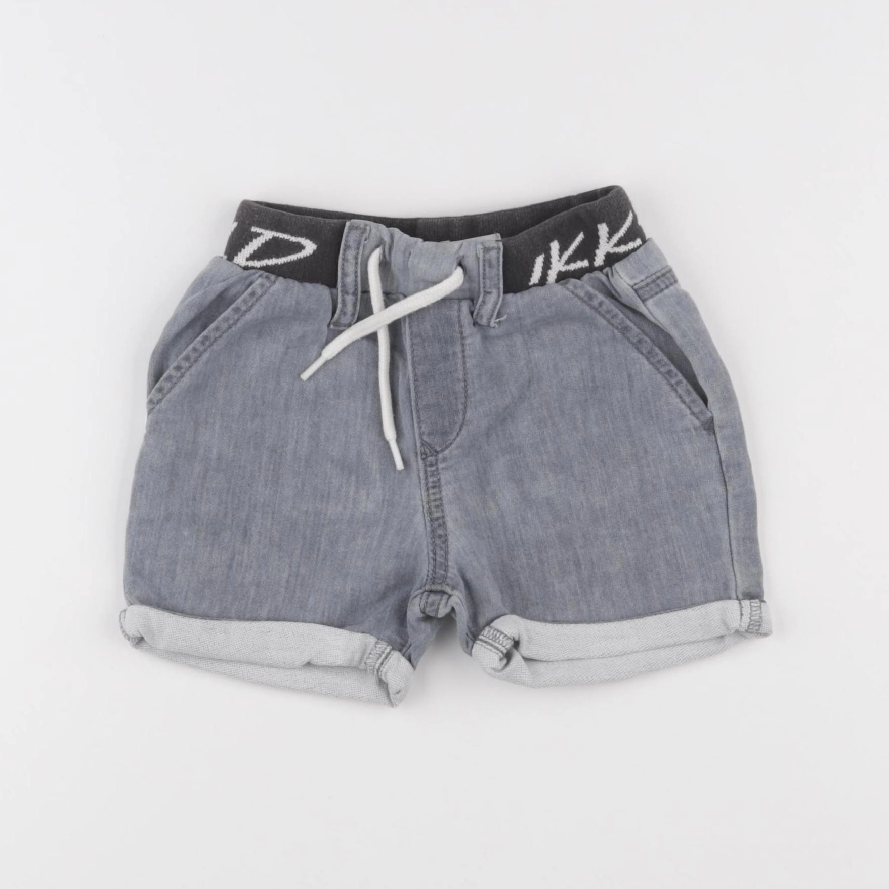 IKKS - short gris - 2 ans