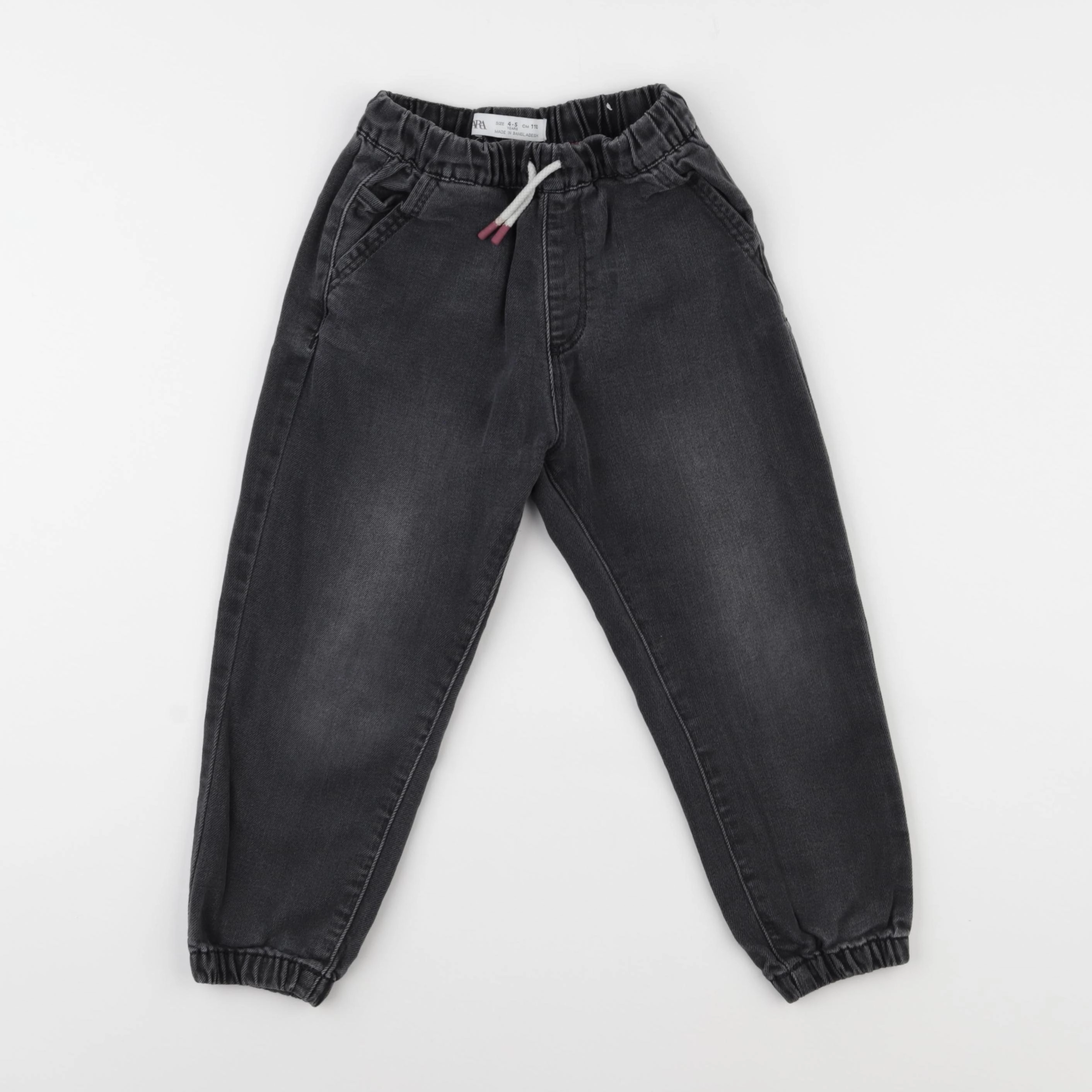 Zara - jean noir - 4/5 ans