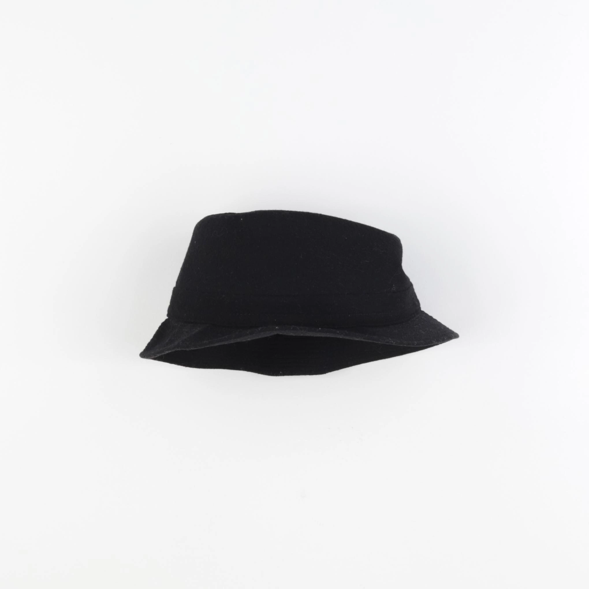 IKKS - chapeau noir - 6/8 ans