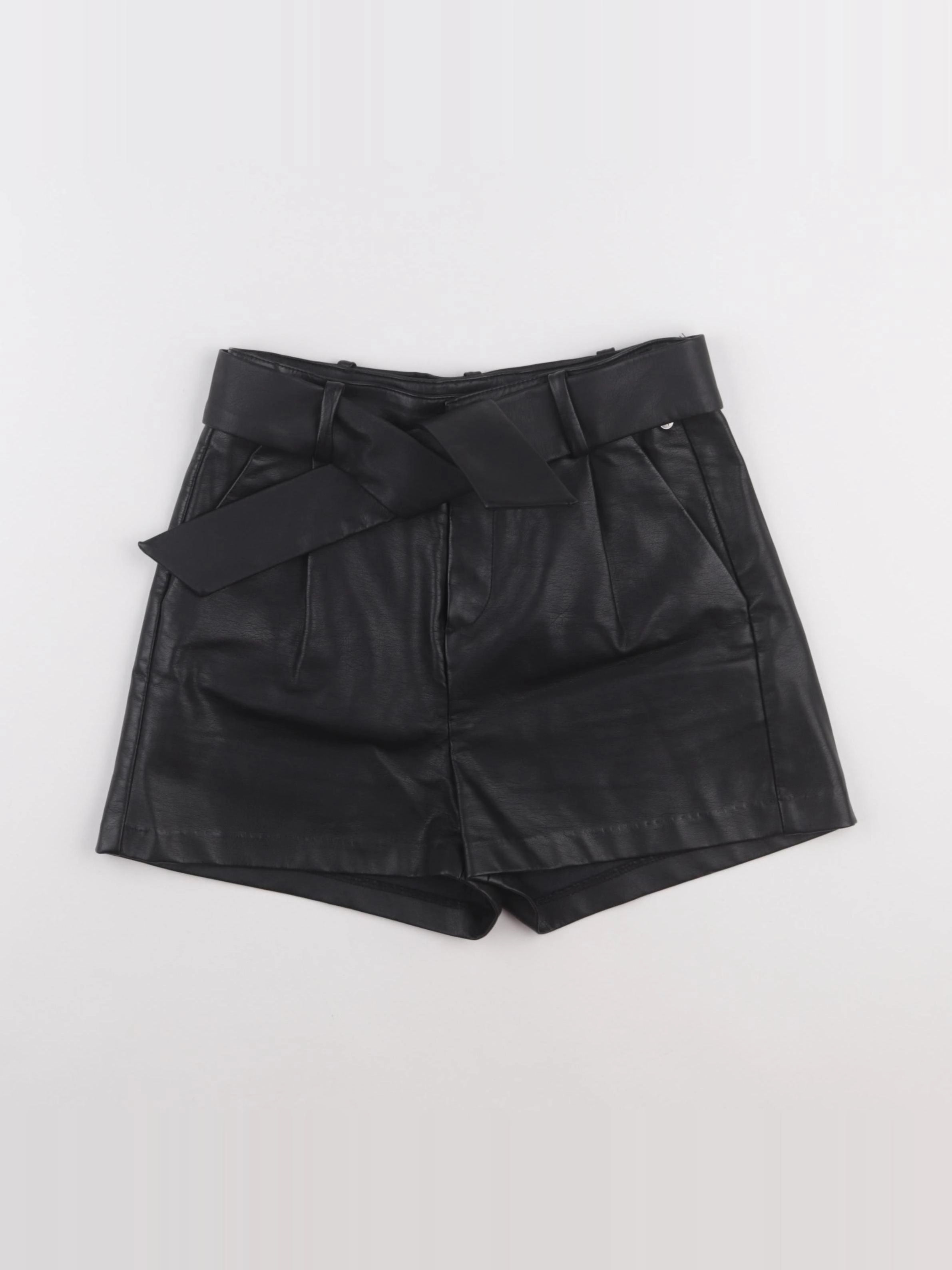IKKS - short noir - 10 ans